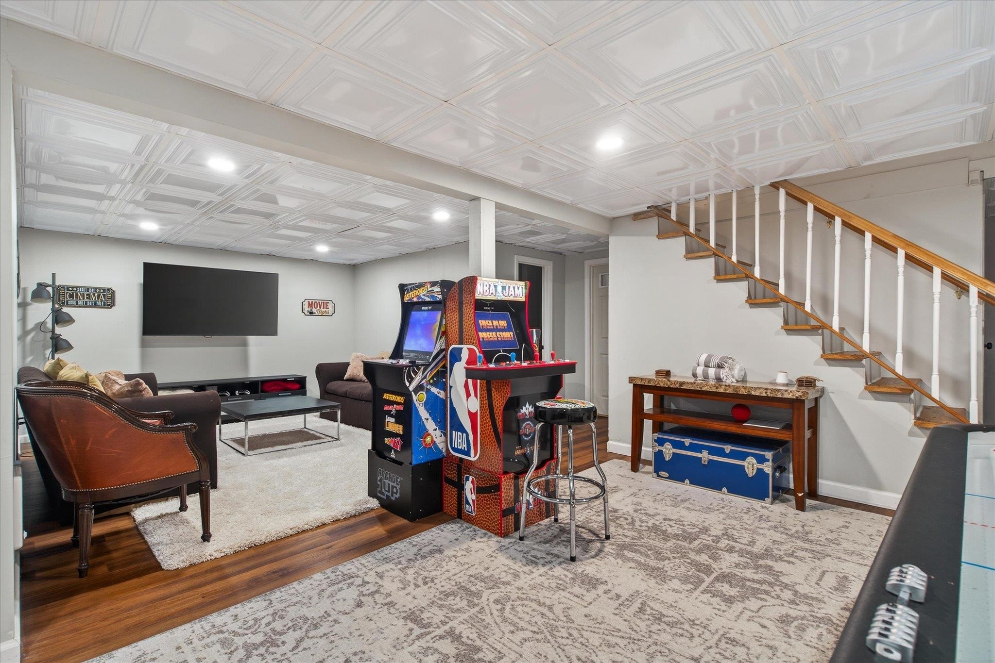 main property photo 44