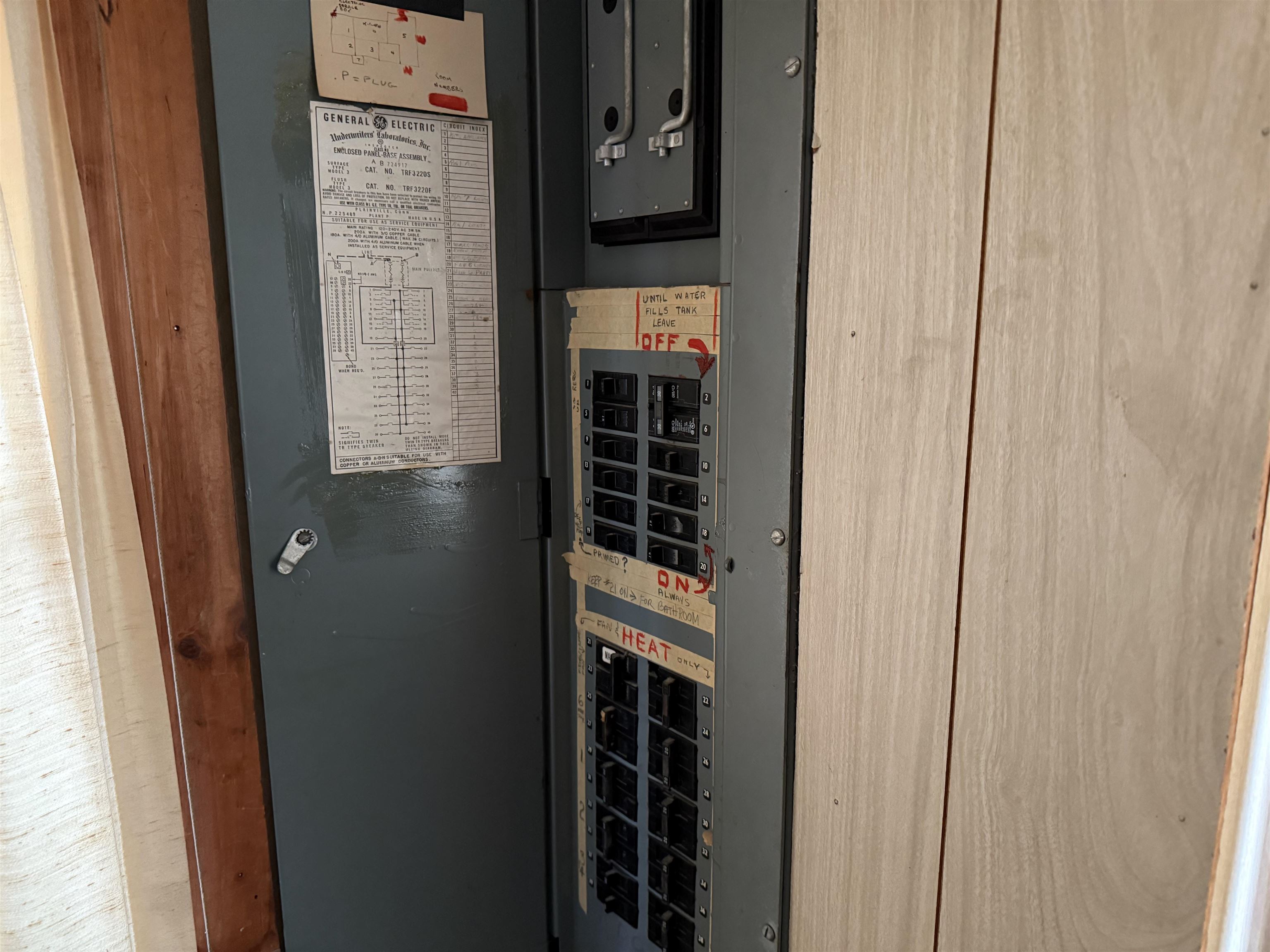 main property photo 13