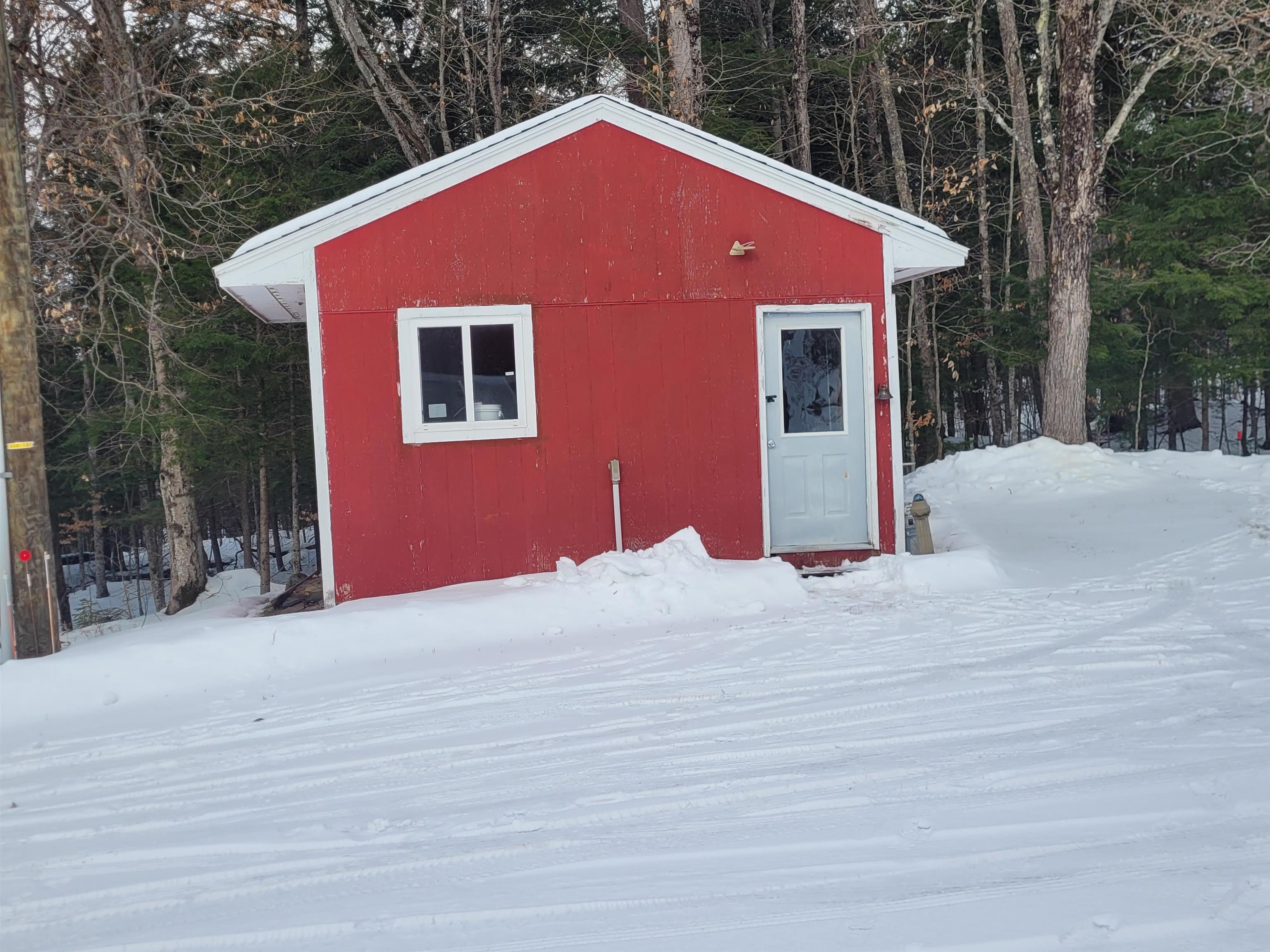 main property photo 41