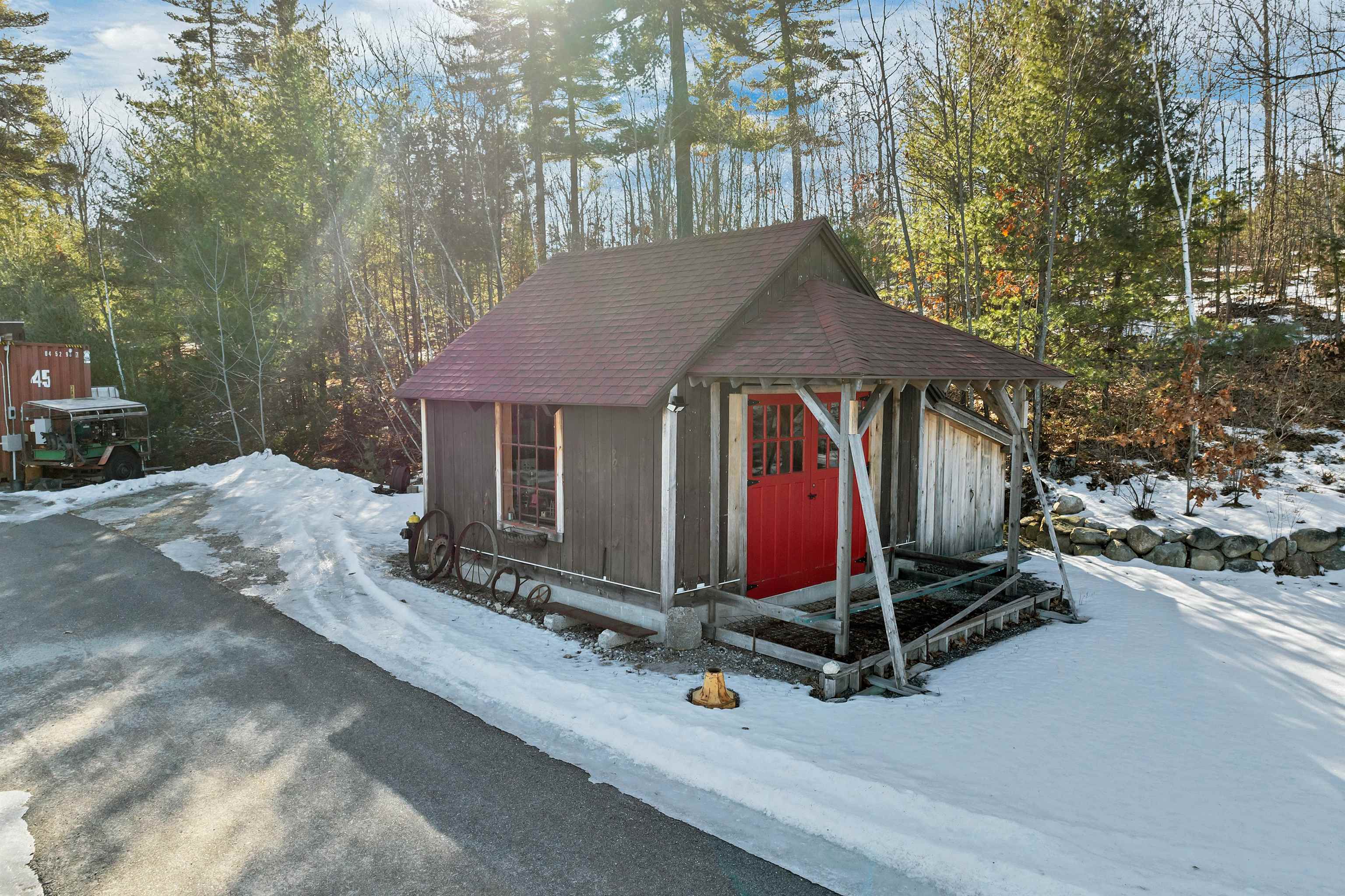 main property photo 42