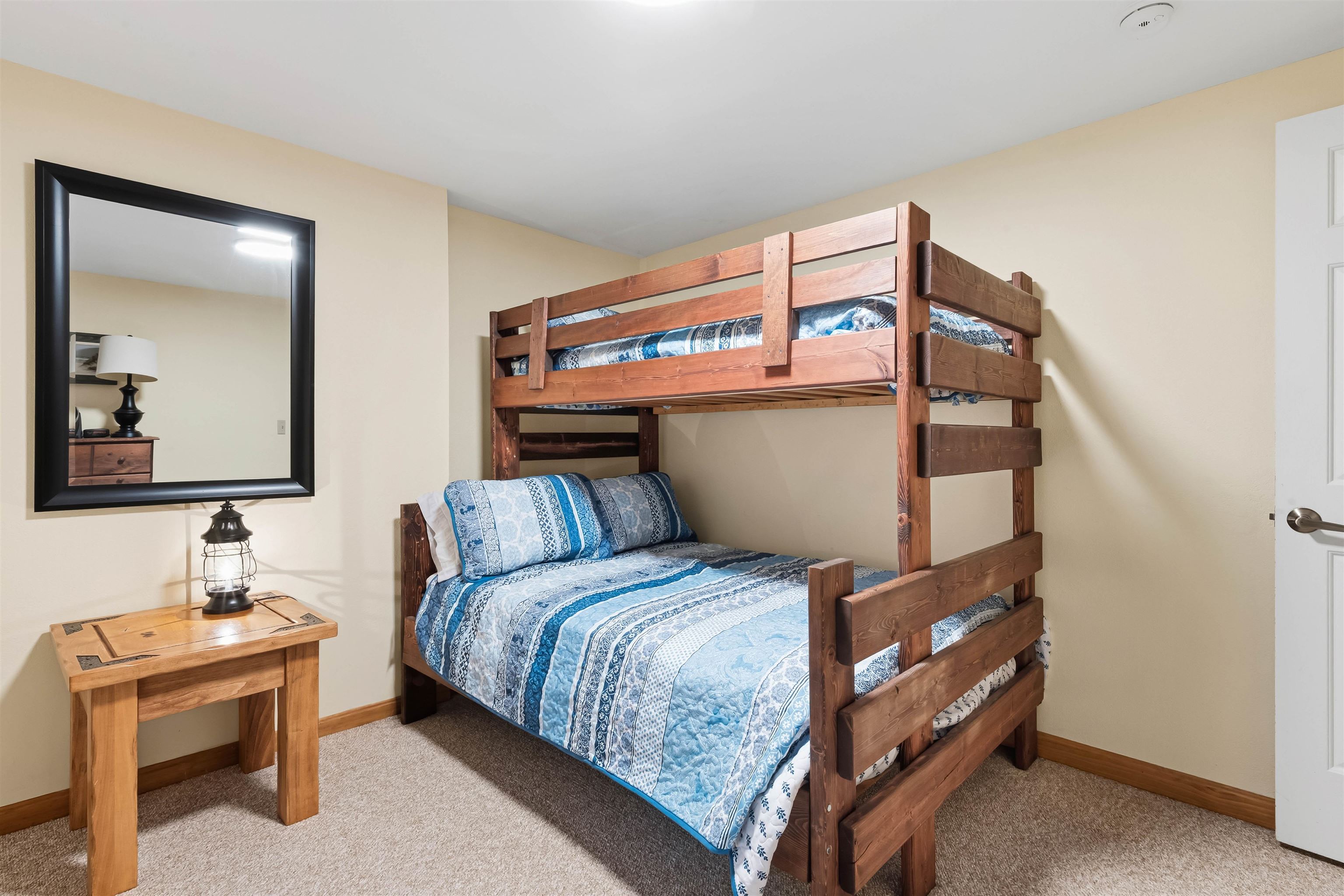 property viewer photo 20