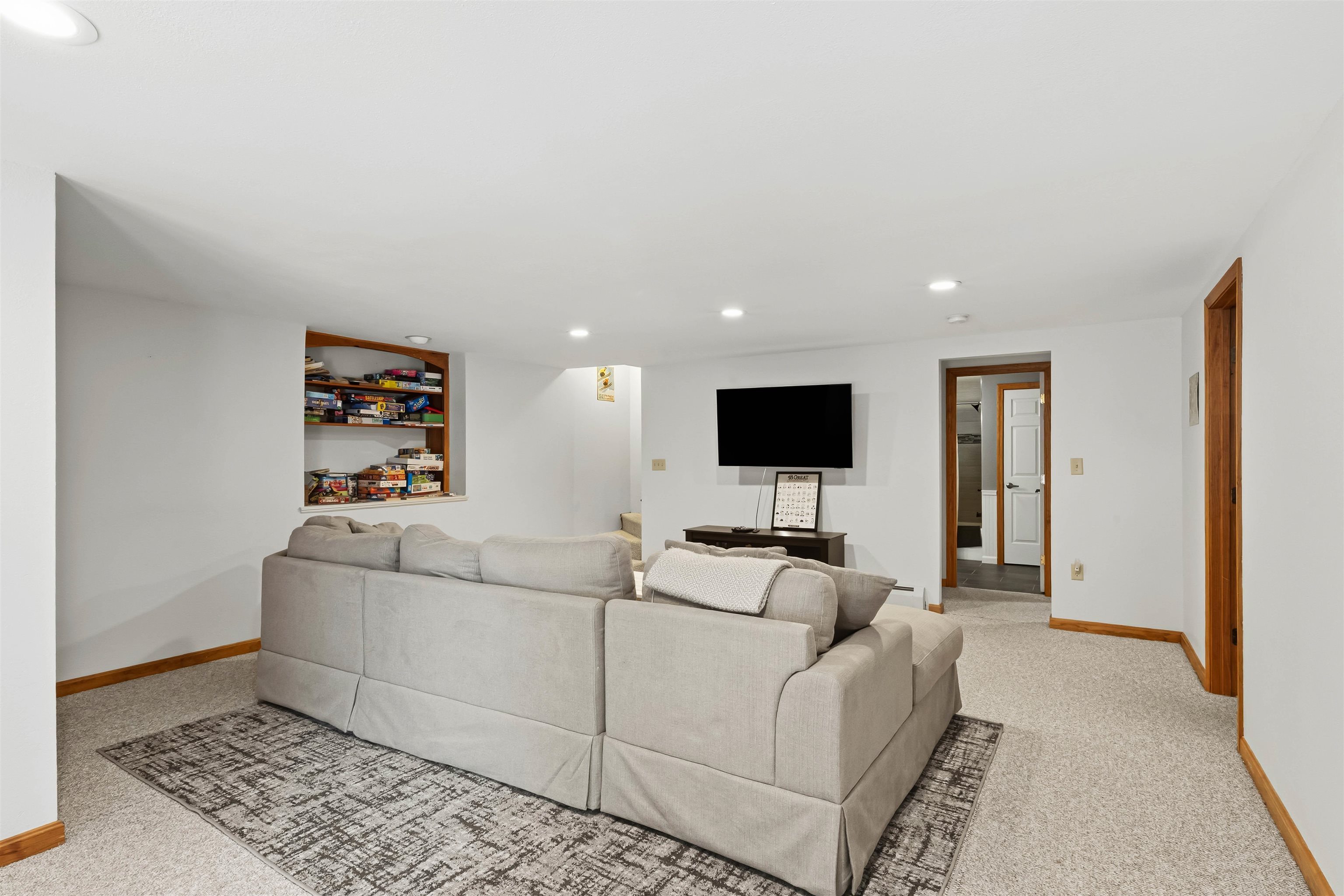 property viewer photo 23
