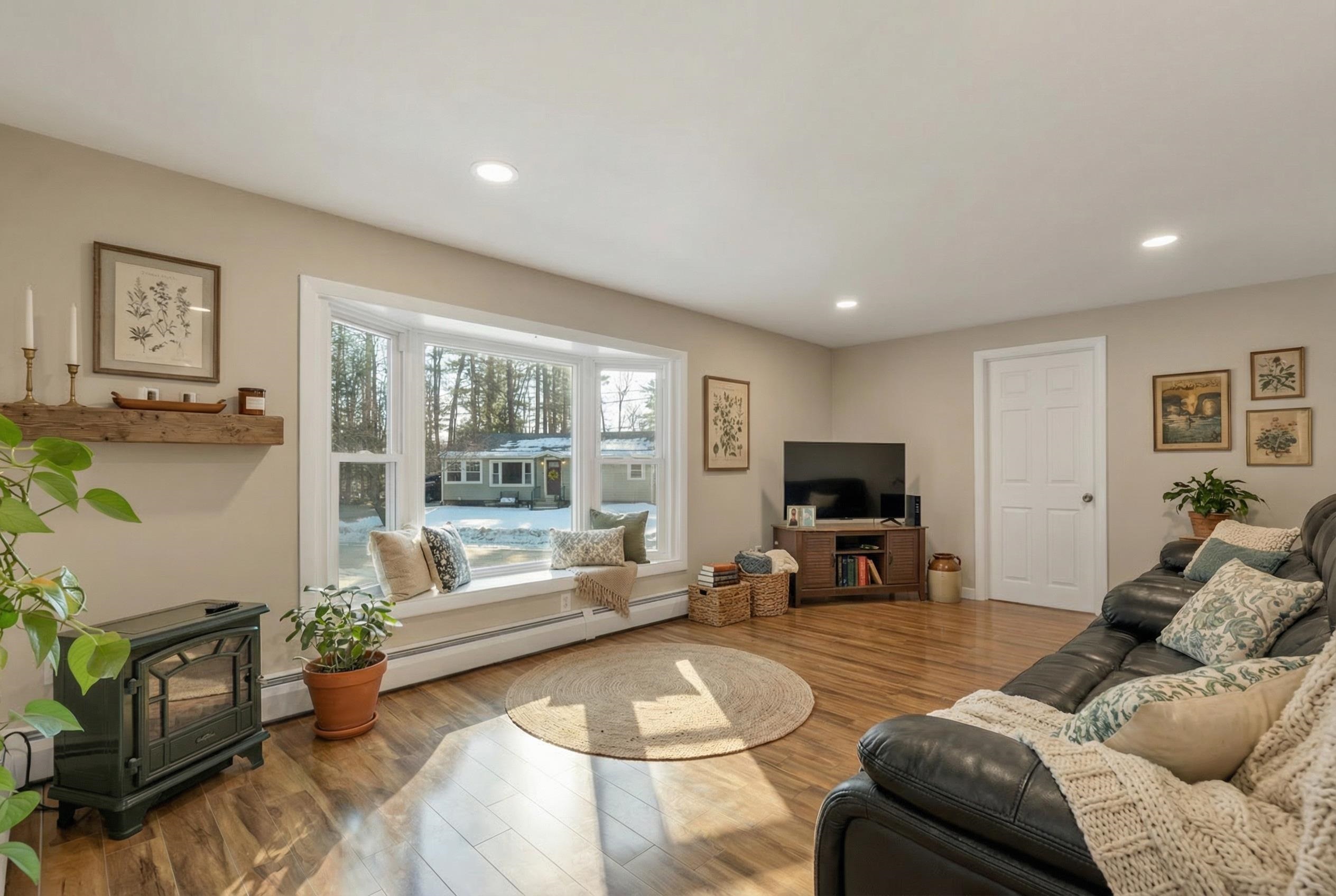 property viewer photo 7