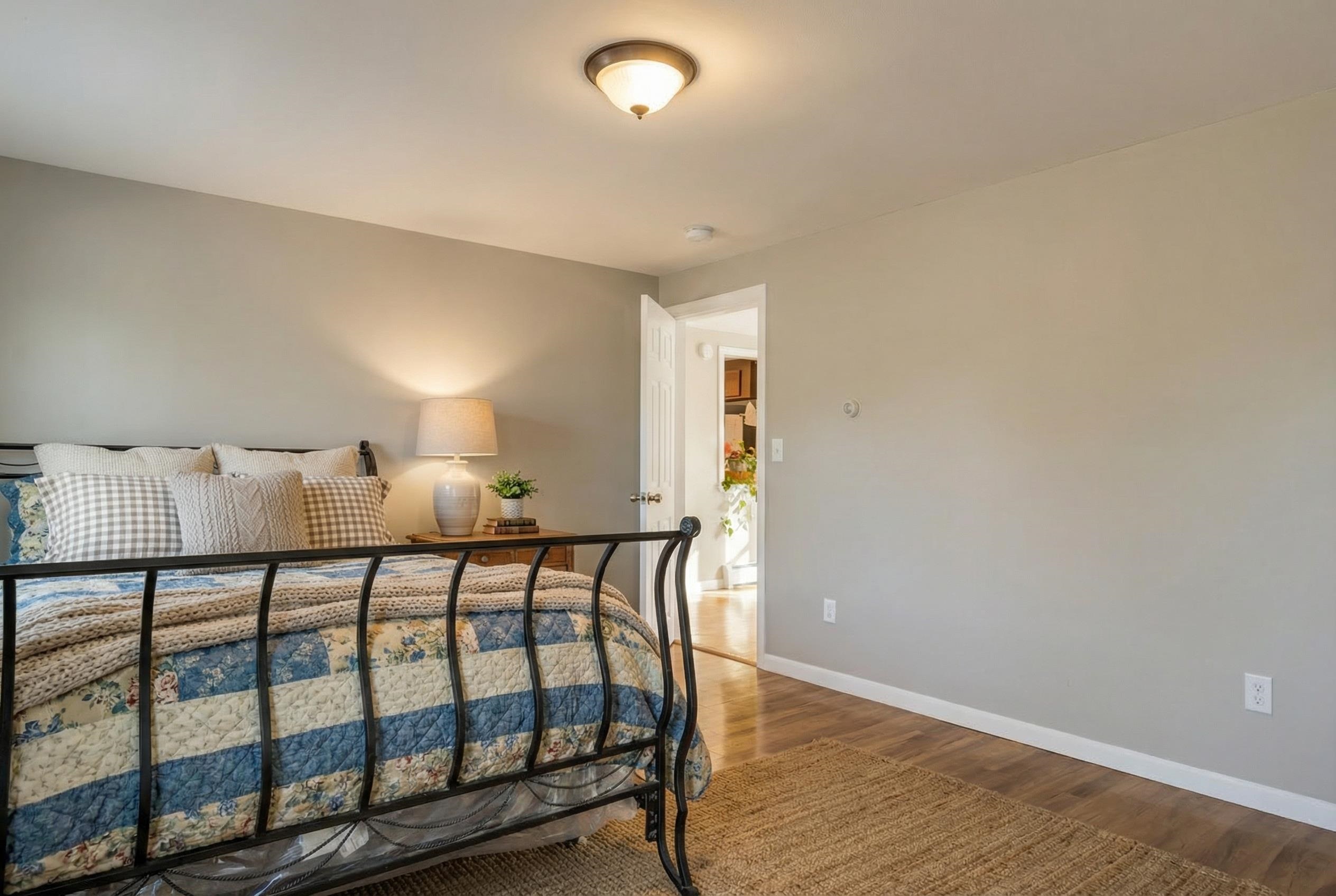 property viewer photo 9