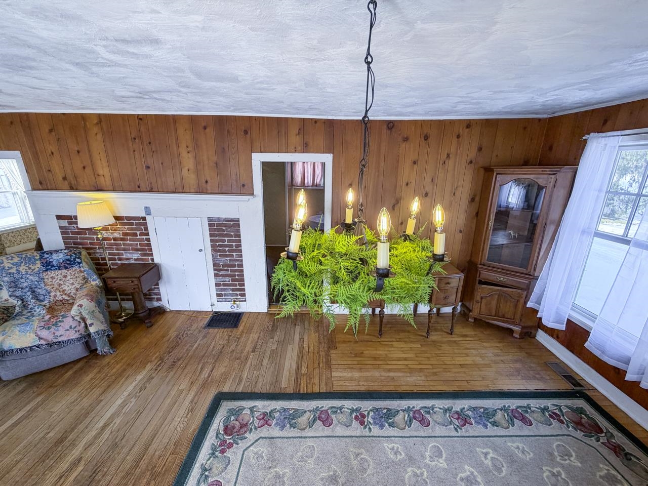 main property photo 11