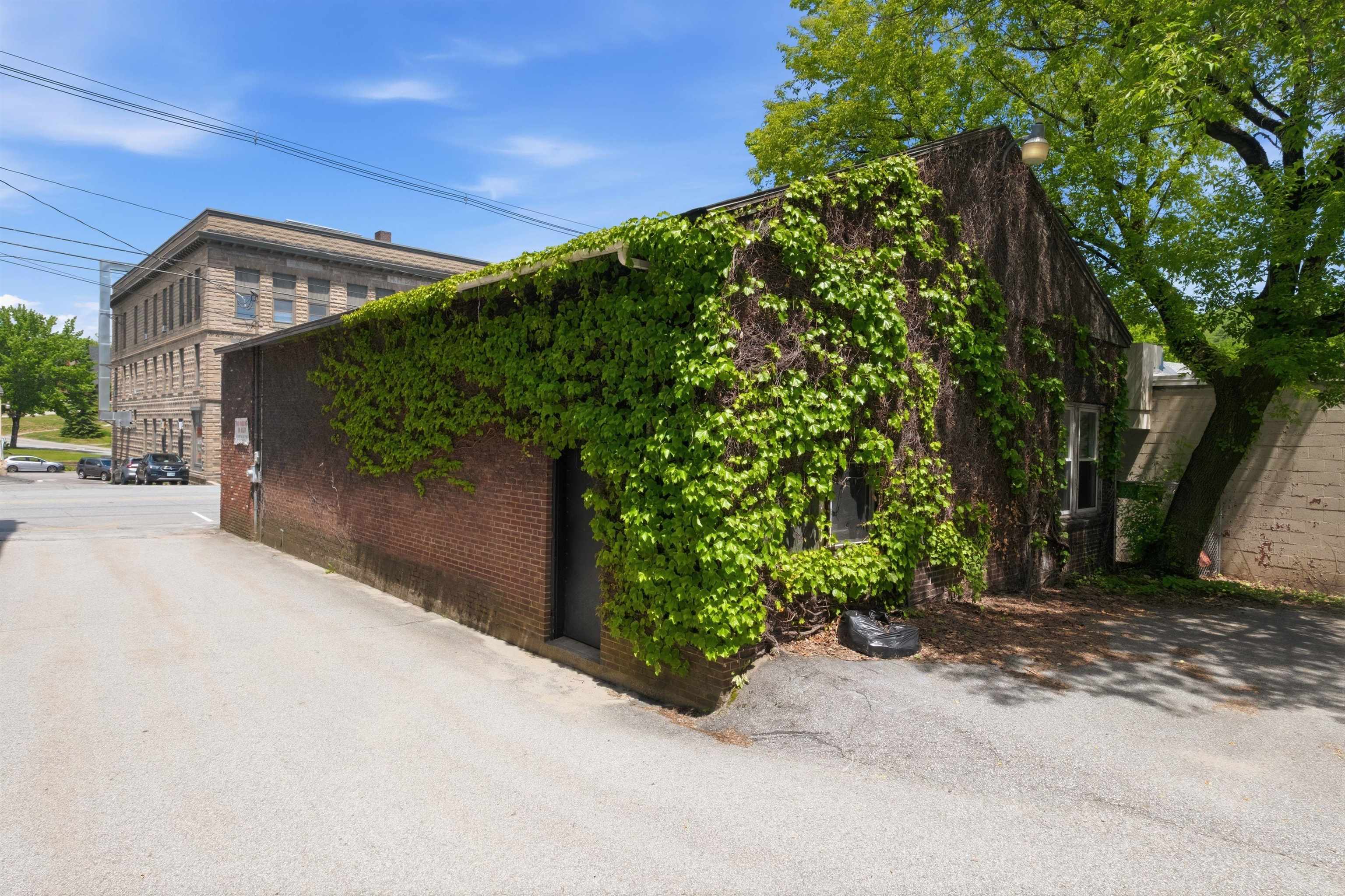 main property photo 44