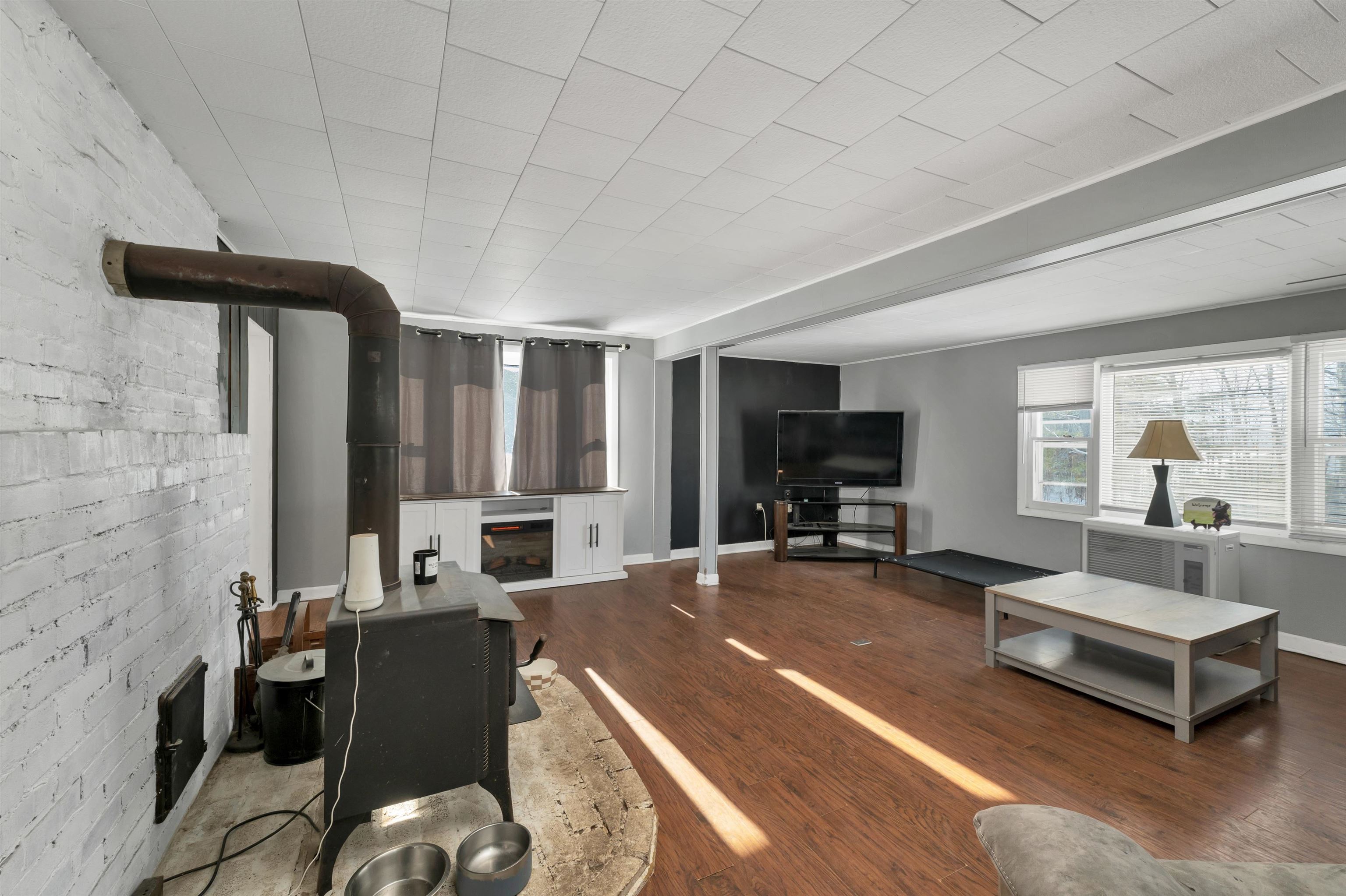 property viewer photo 12