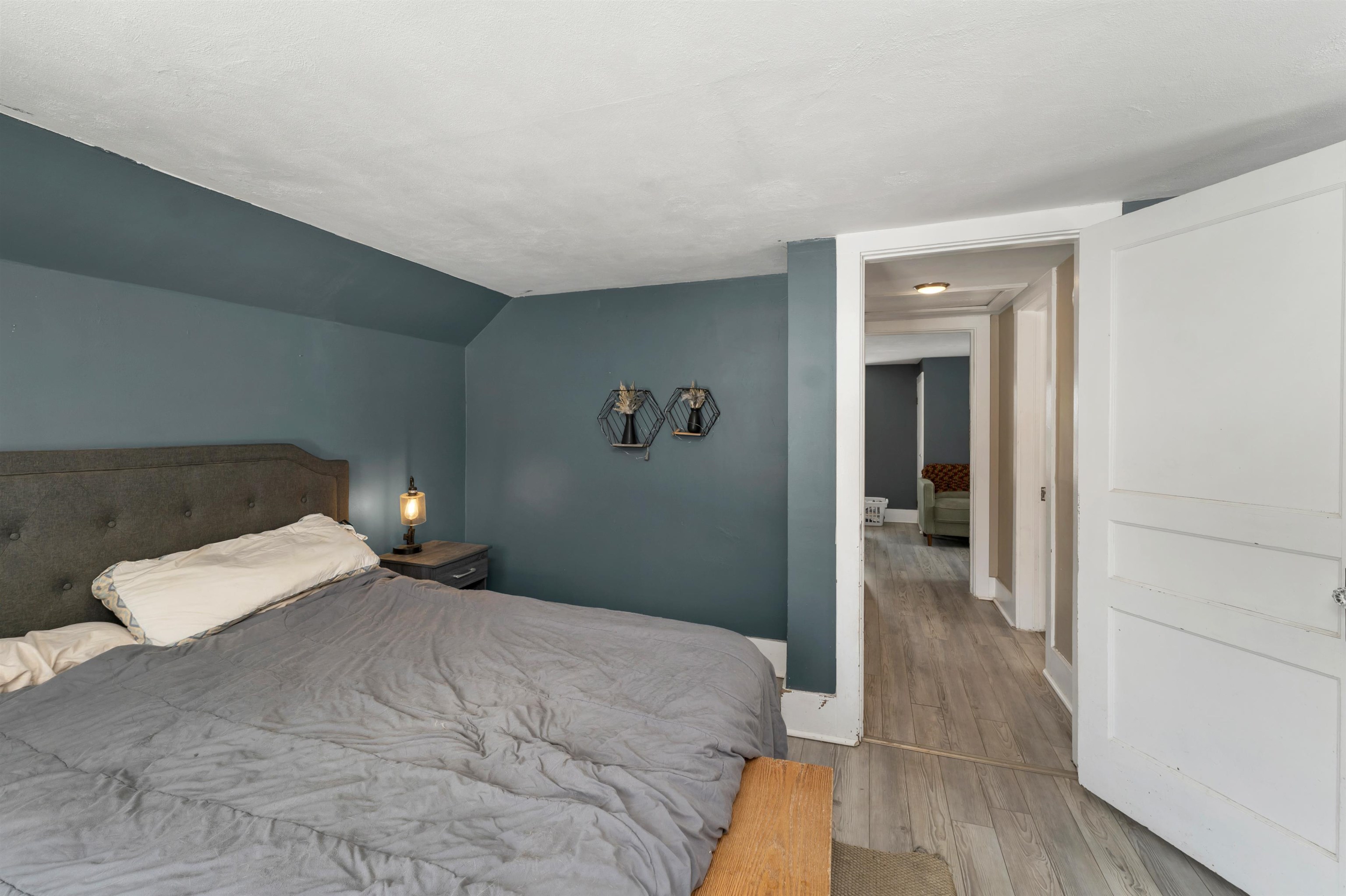 property viewer photo 20