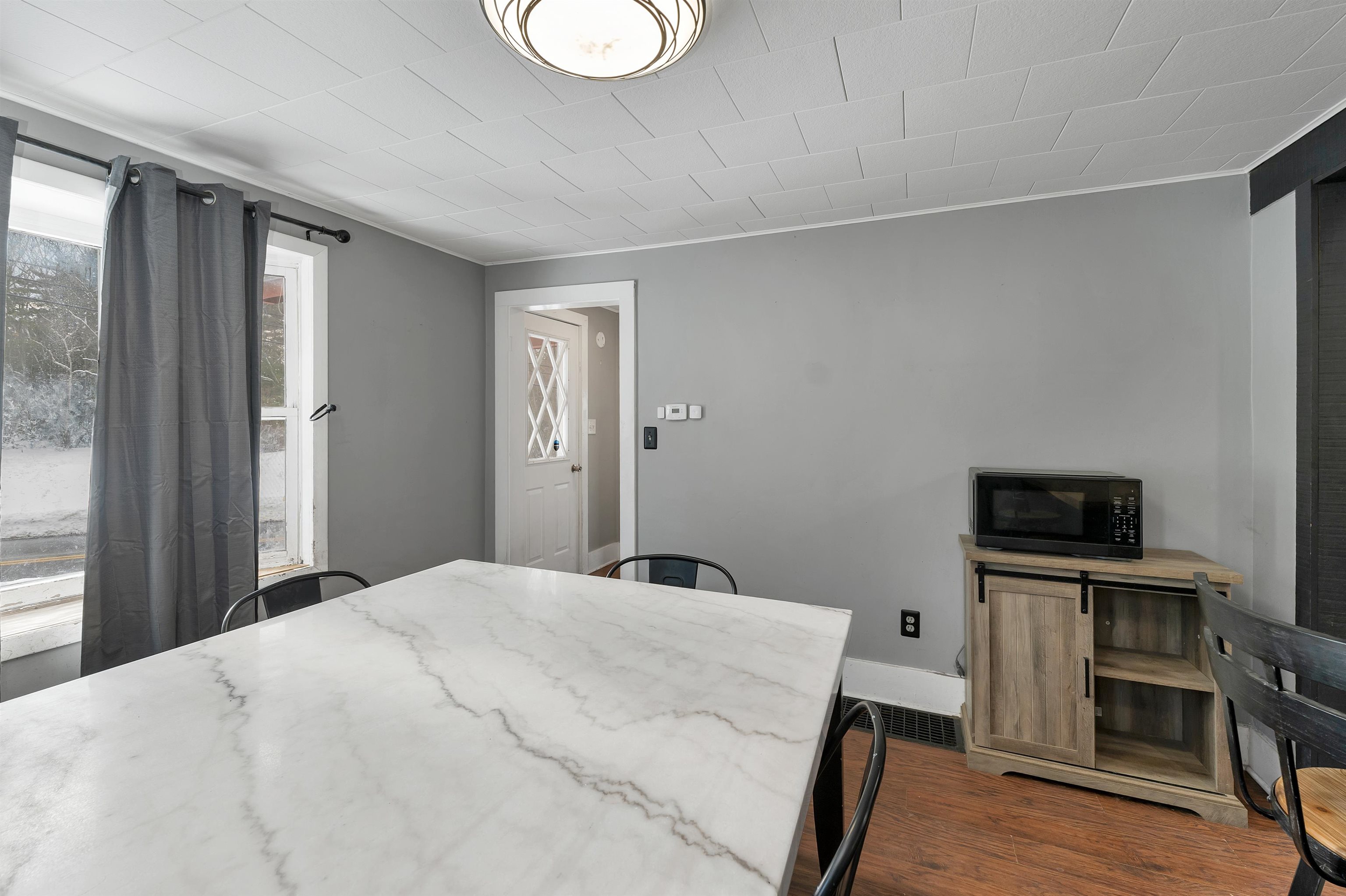 property viewer photo 7