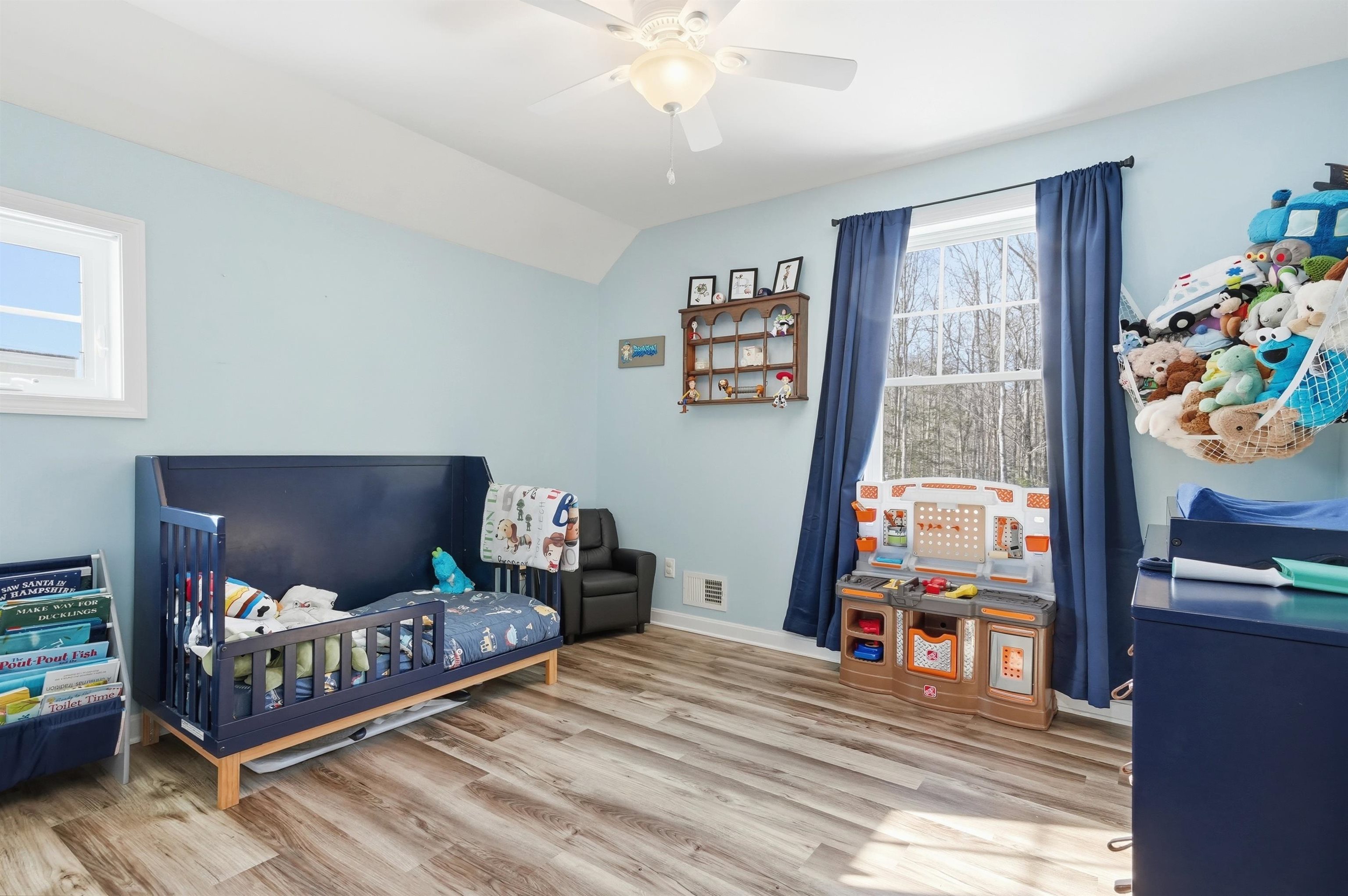 main property photo 14