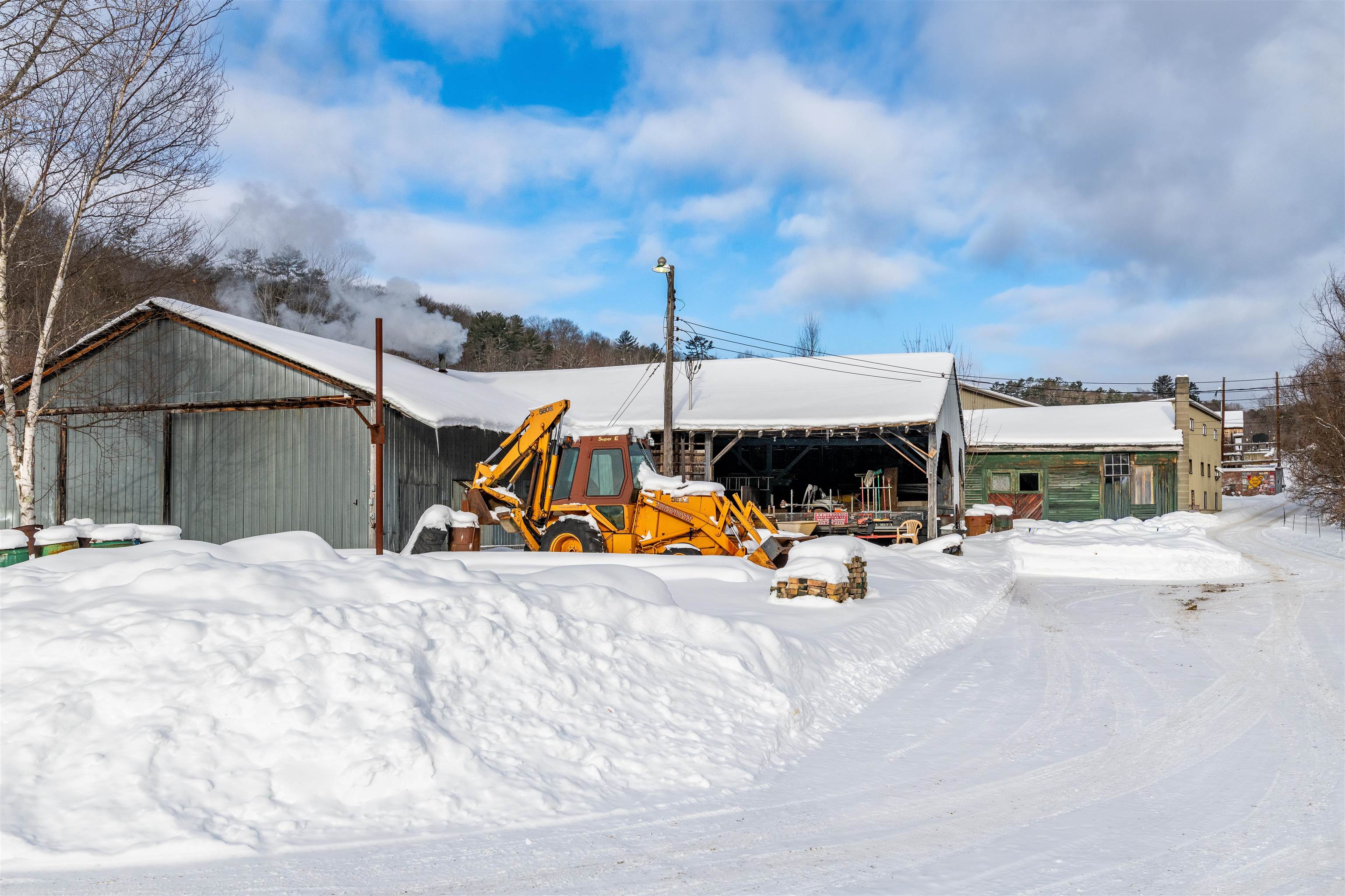 main property photo 43