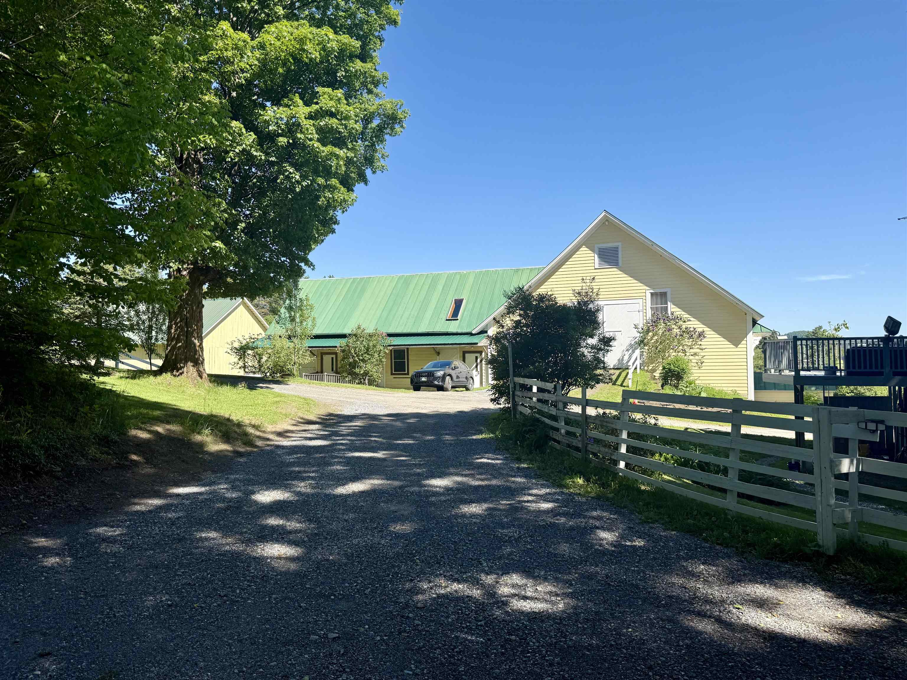 main property photo 30
