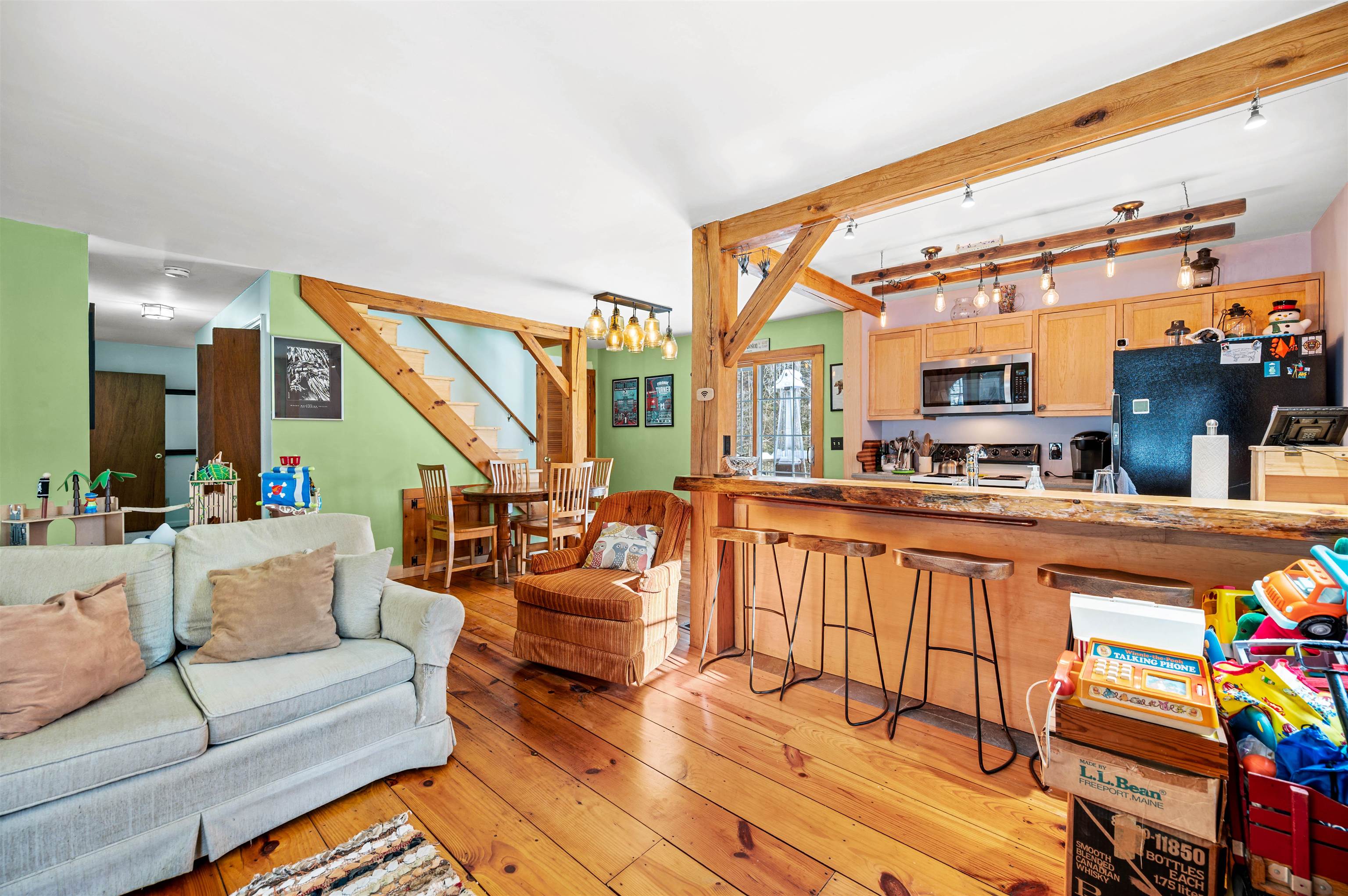 main property photo 13