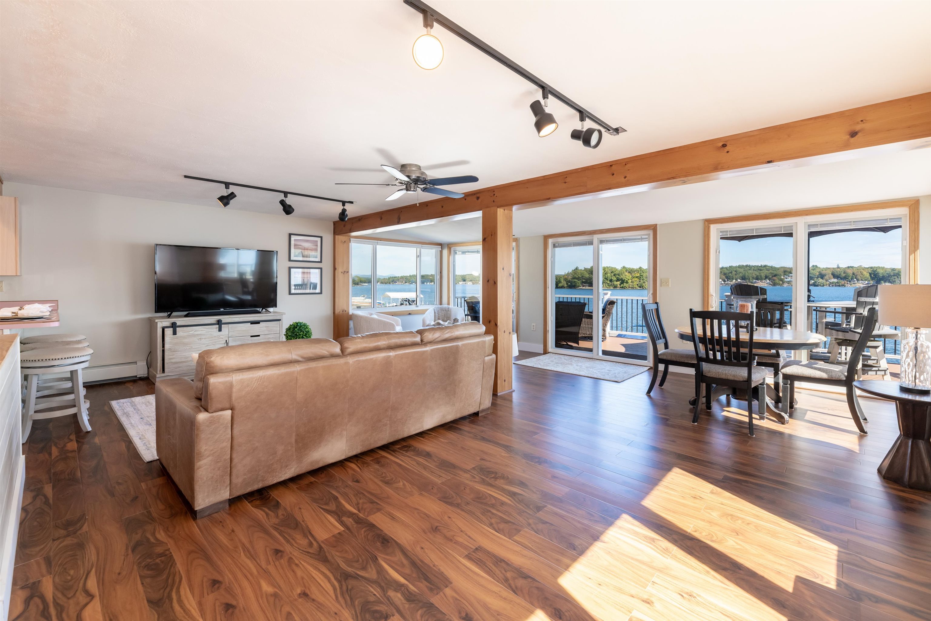 property viewer photo 7