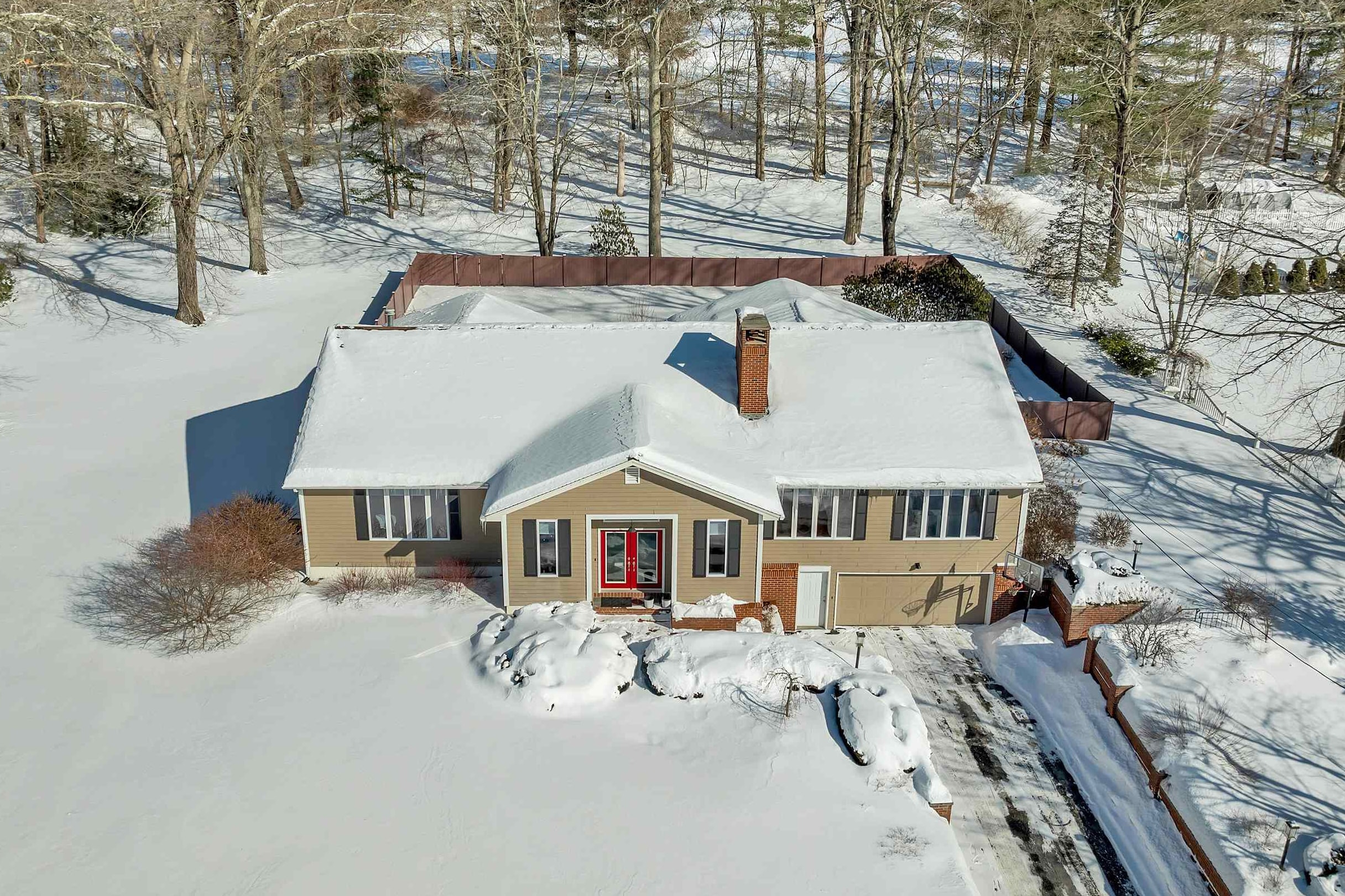 main property photo 0