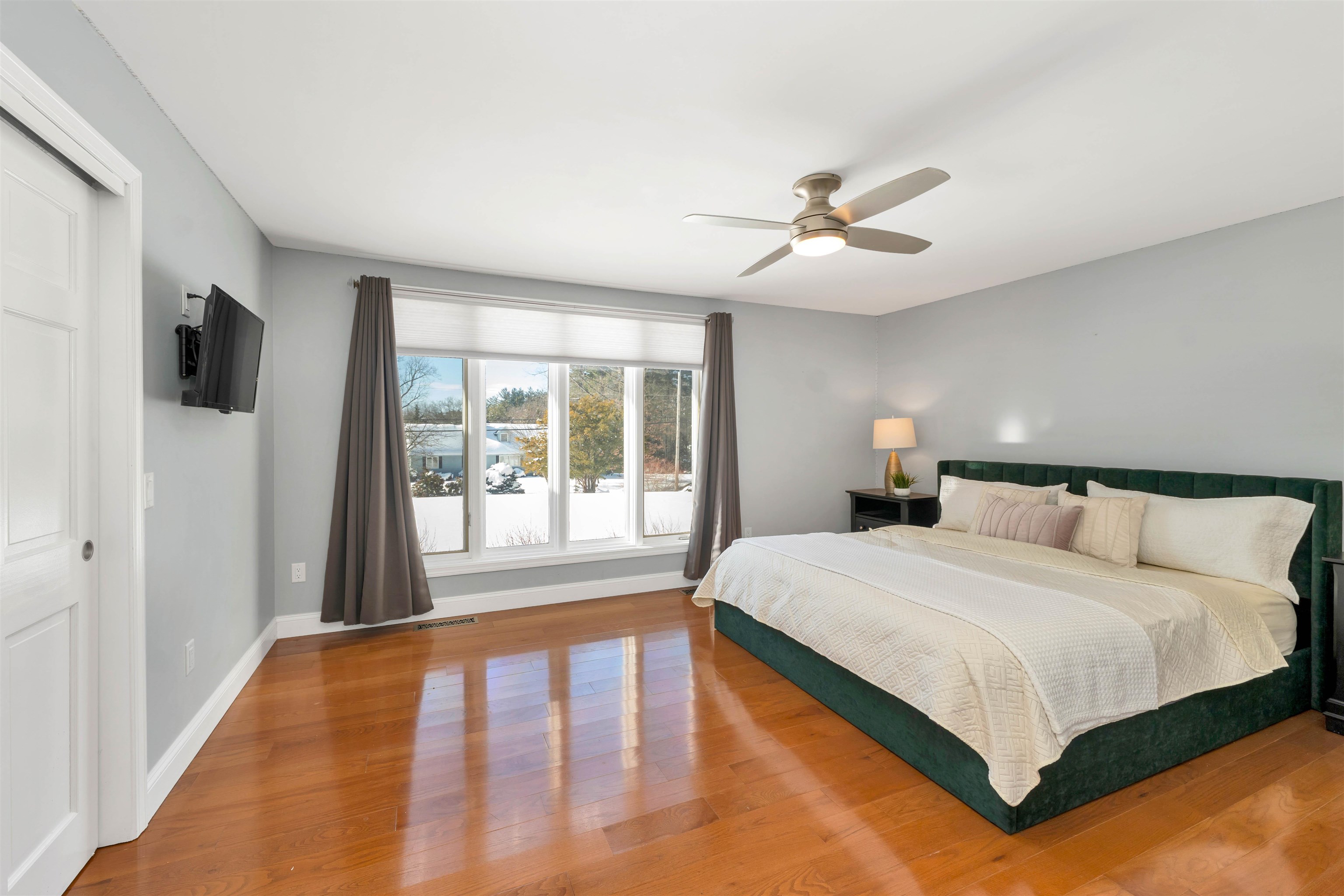 property viewer photo 22