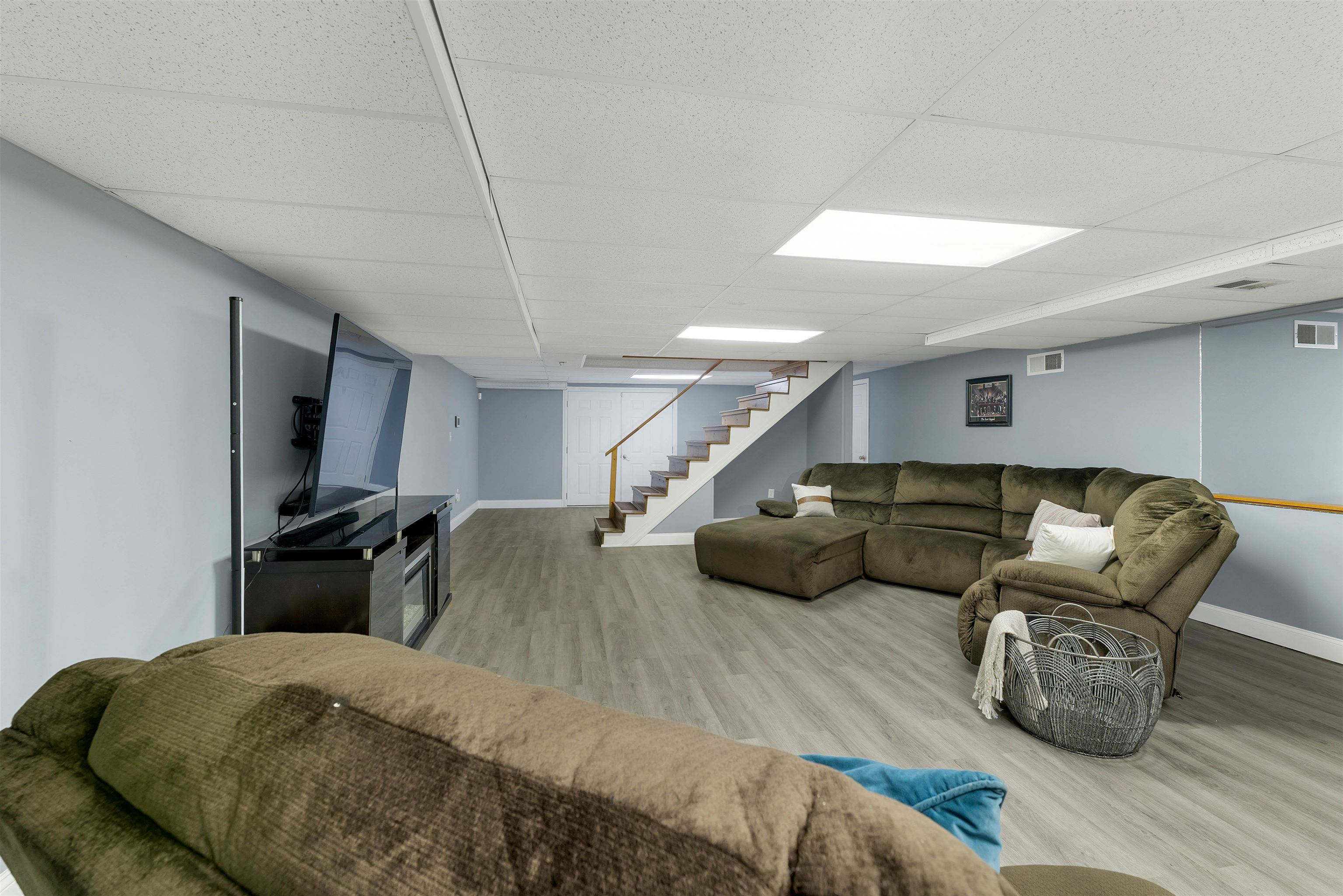 property viewer photo 30