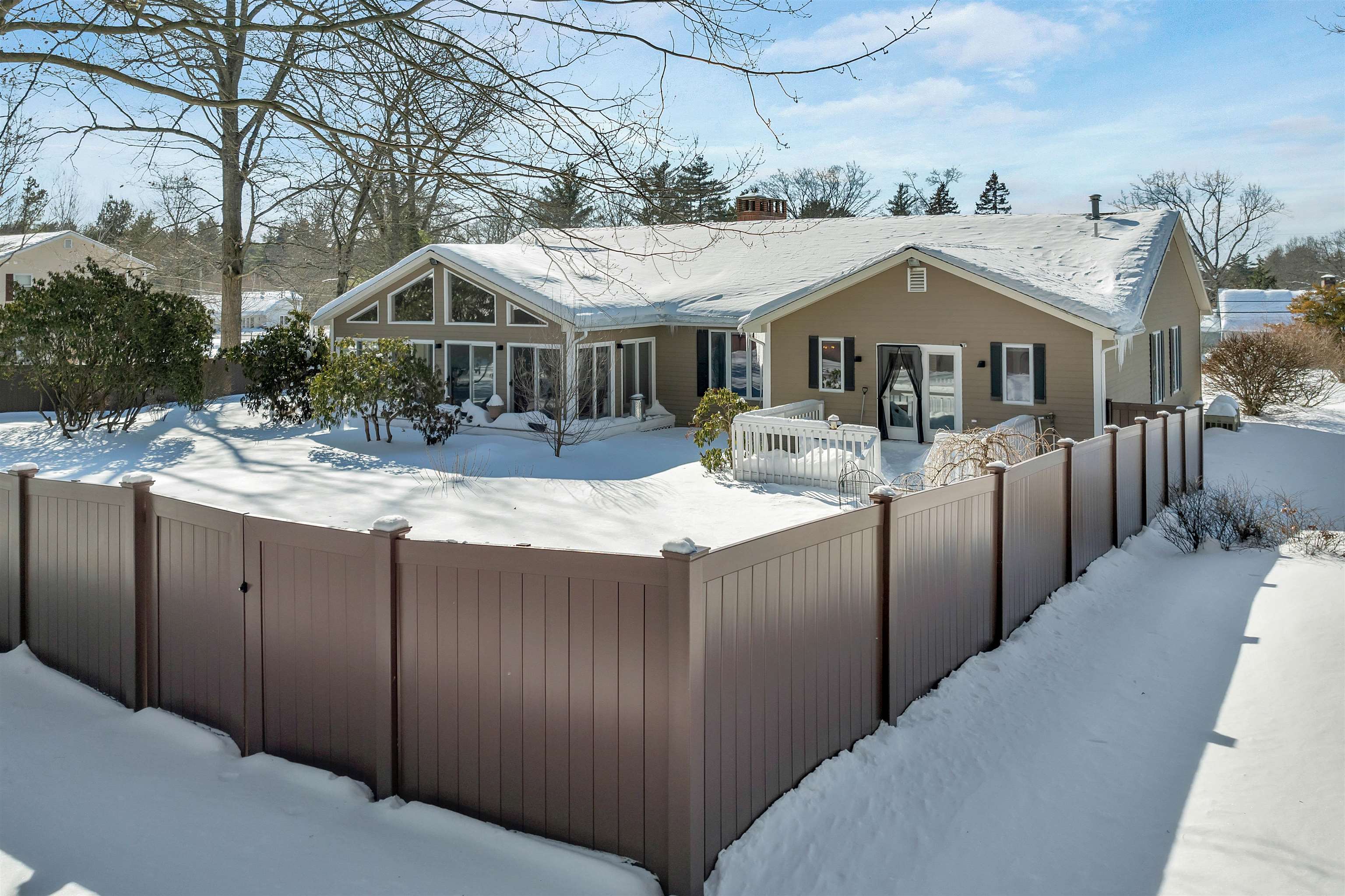 property viewer photo 40