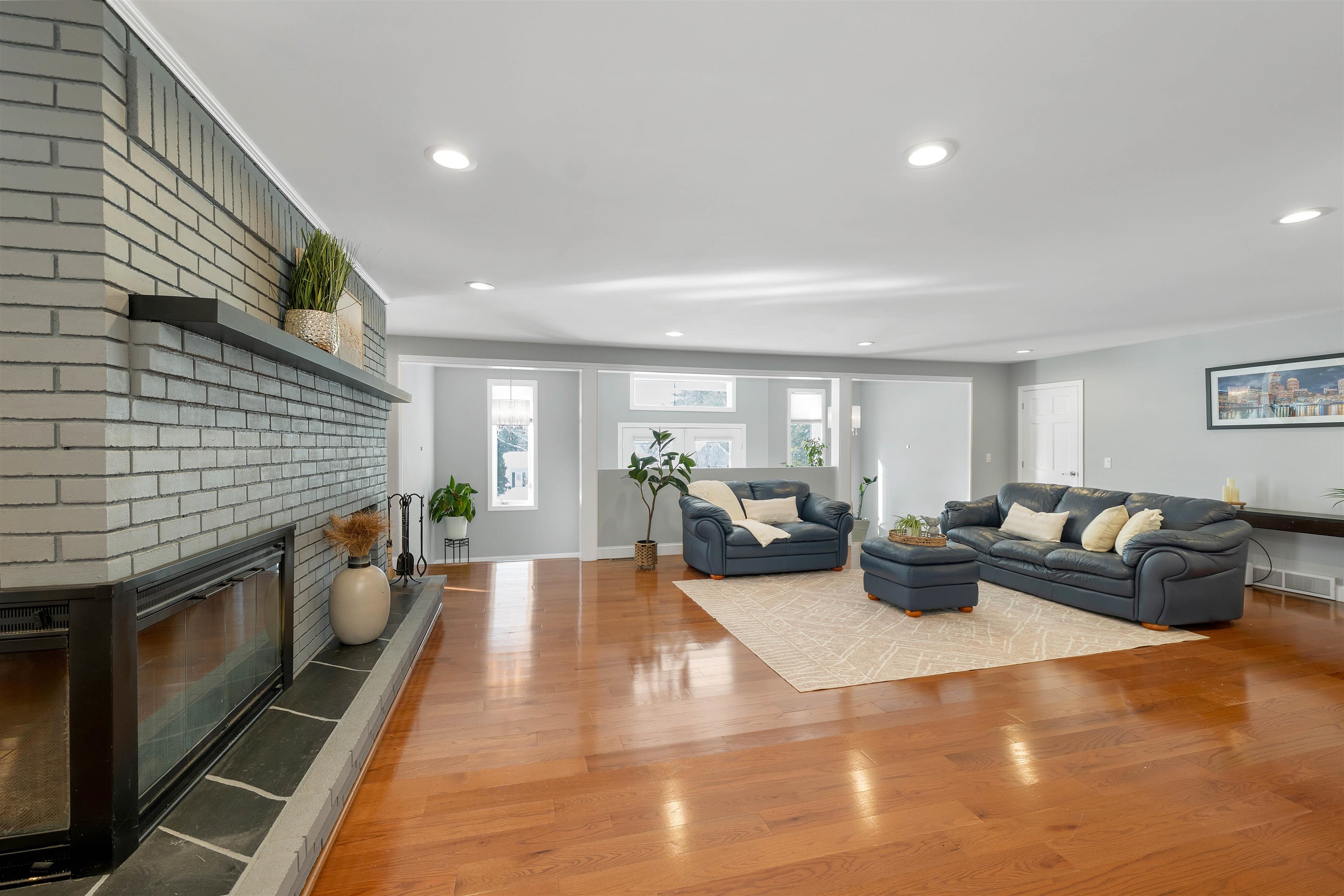 property viewer photo 8