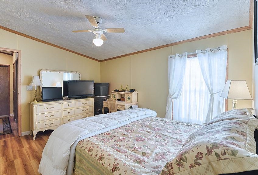 main property photo 46