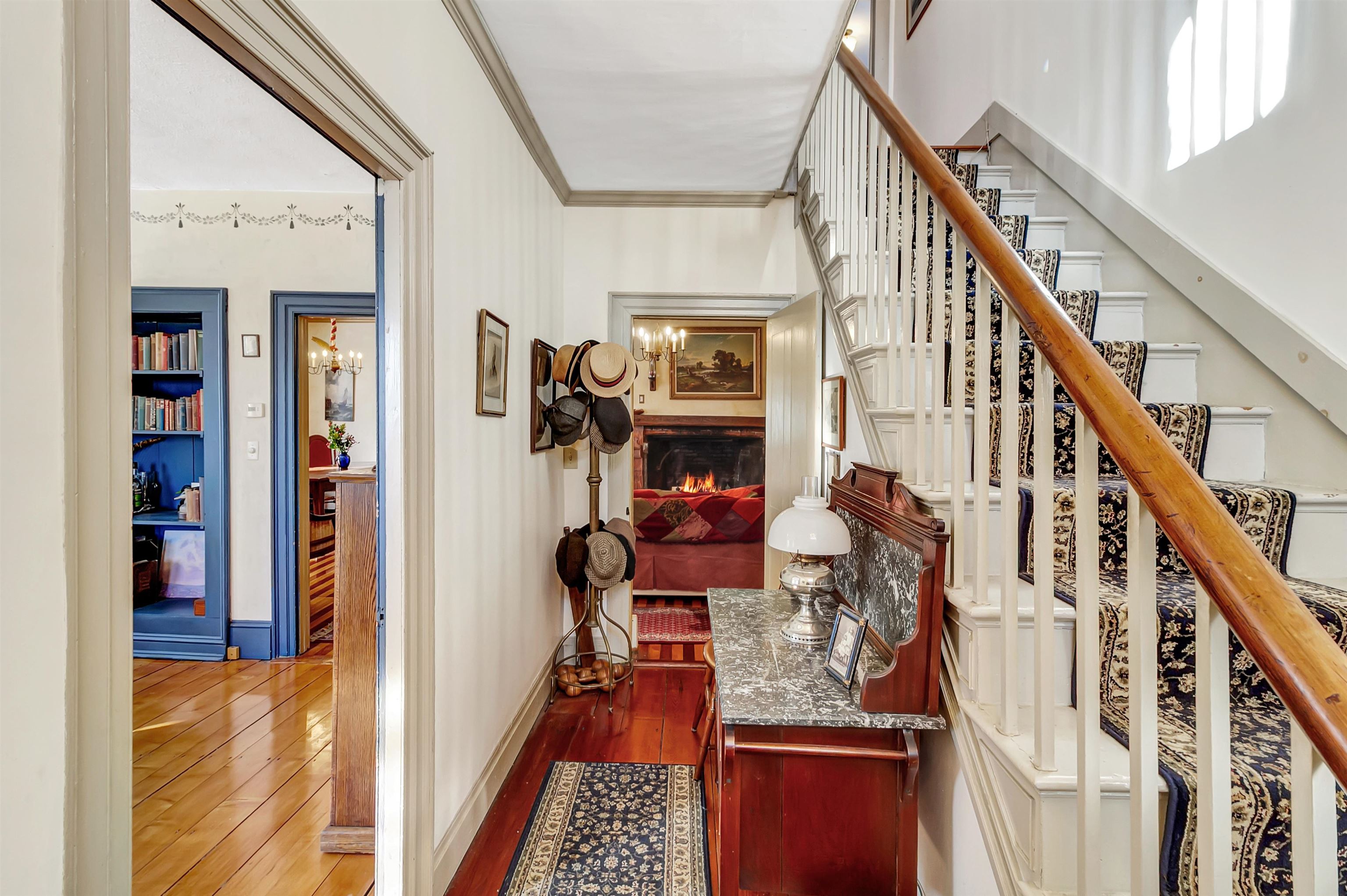 main property photo 23