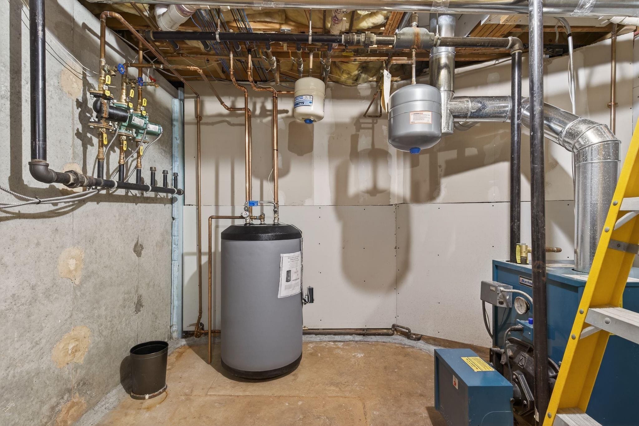 main property photo 19