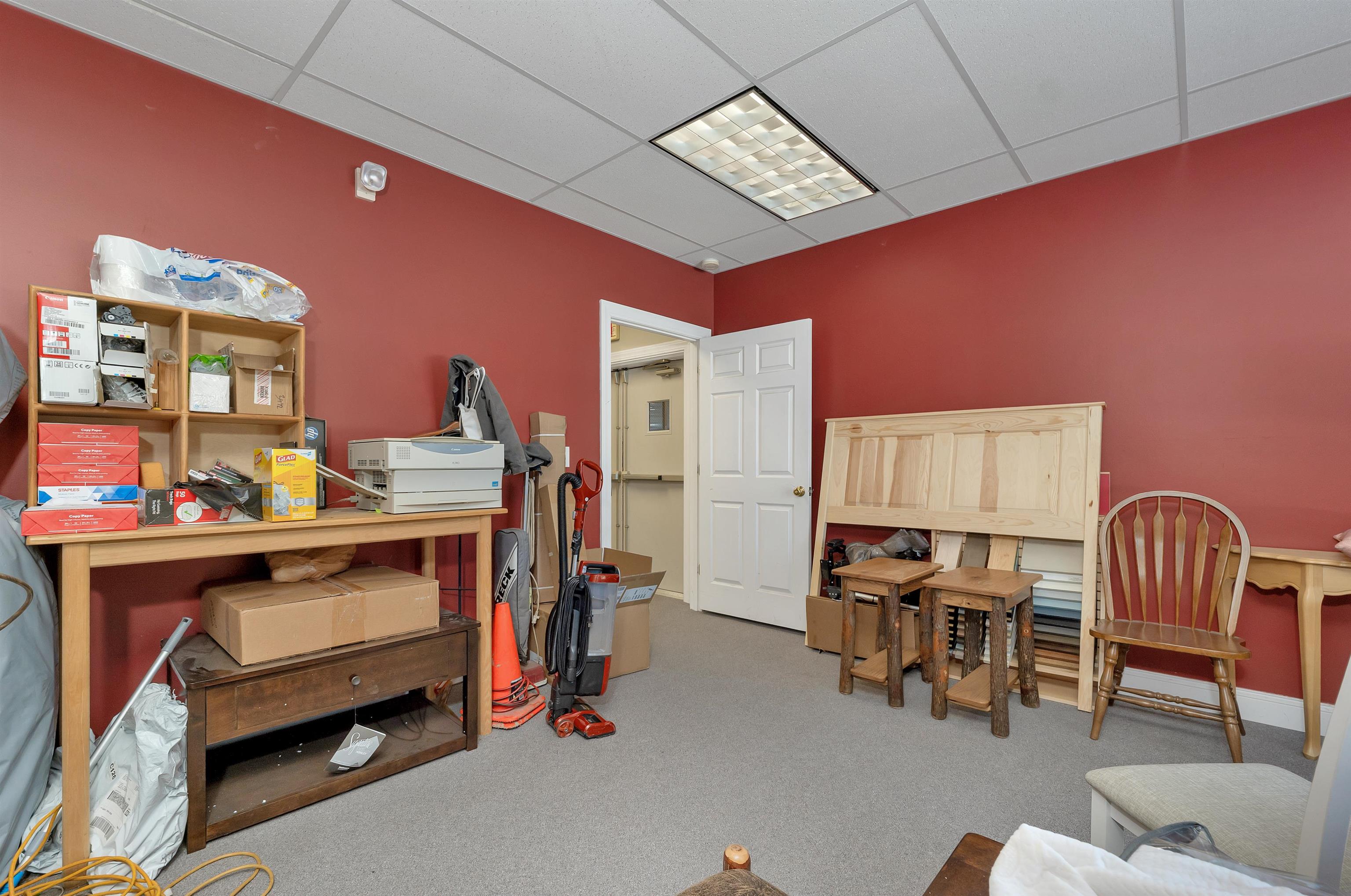 main property photo 25
