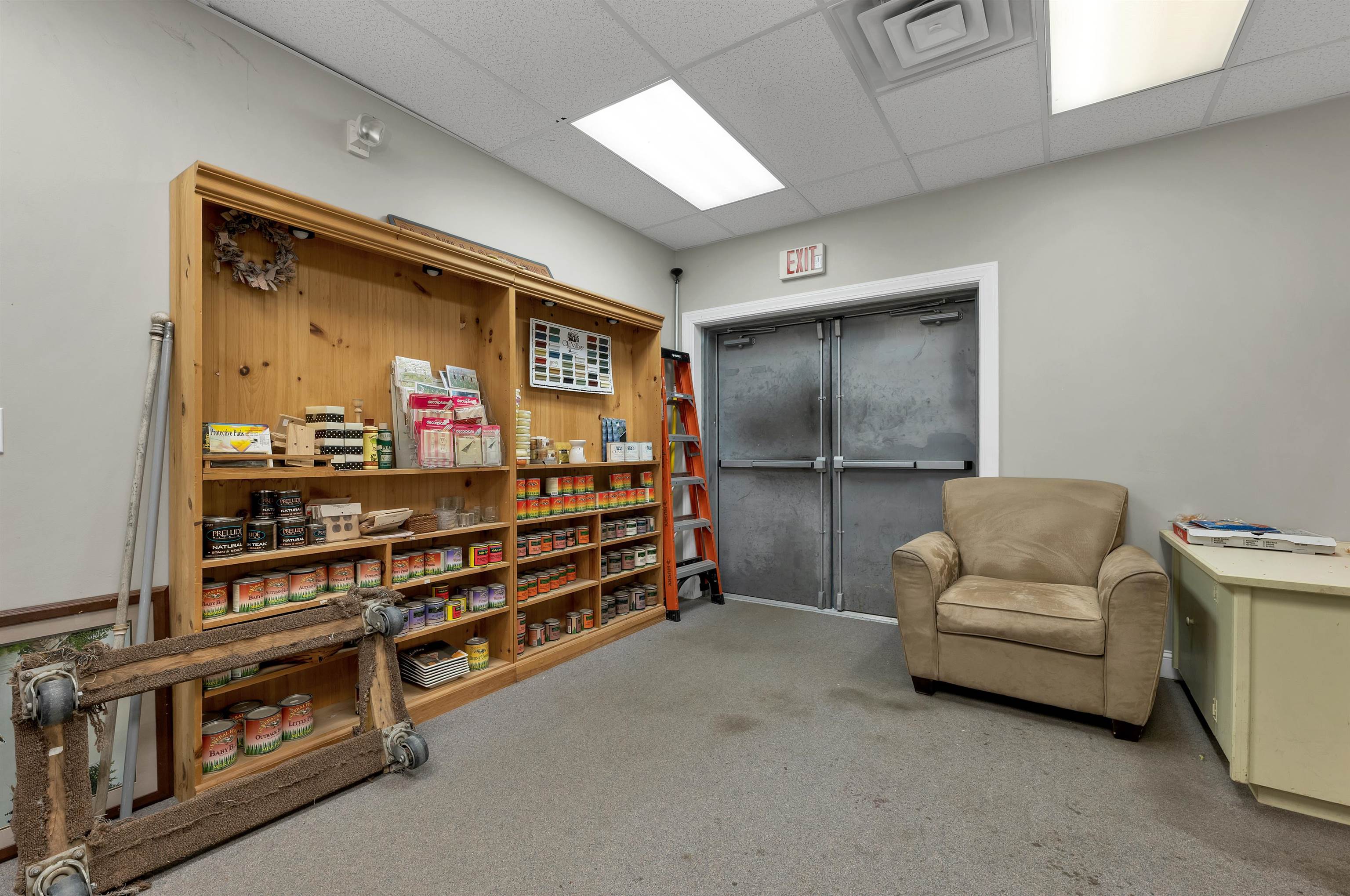 main property photo 58