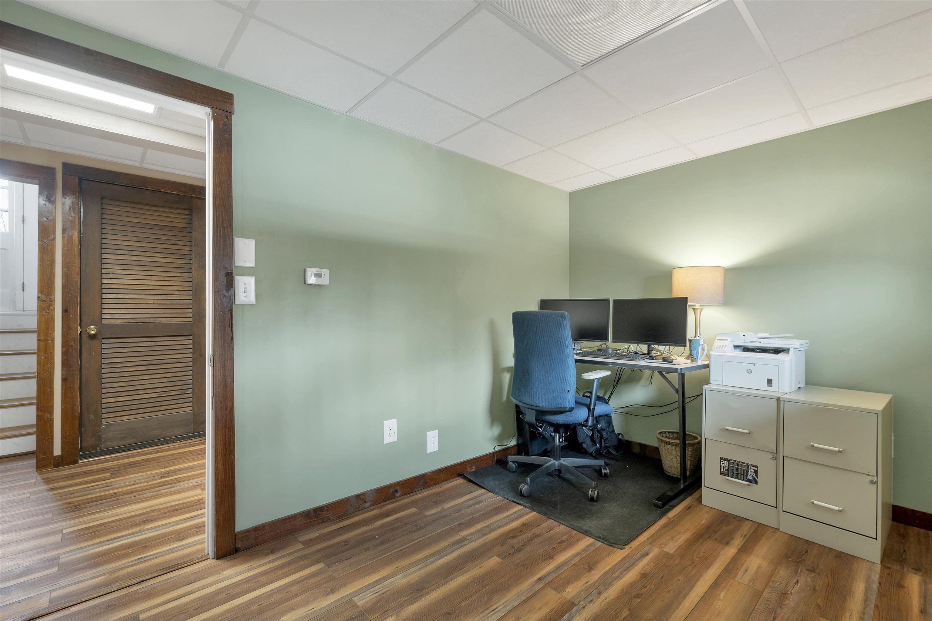 main property photo 28