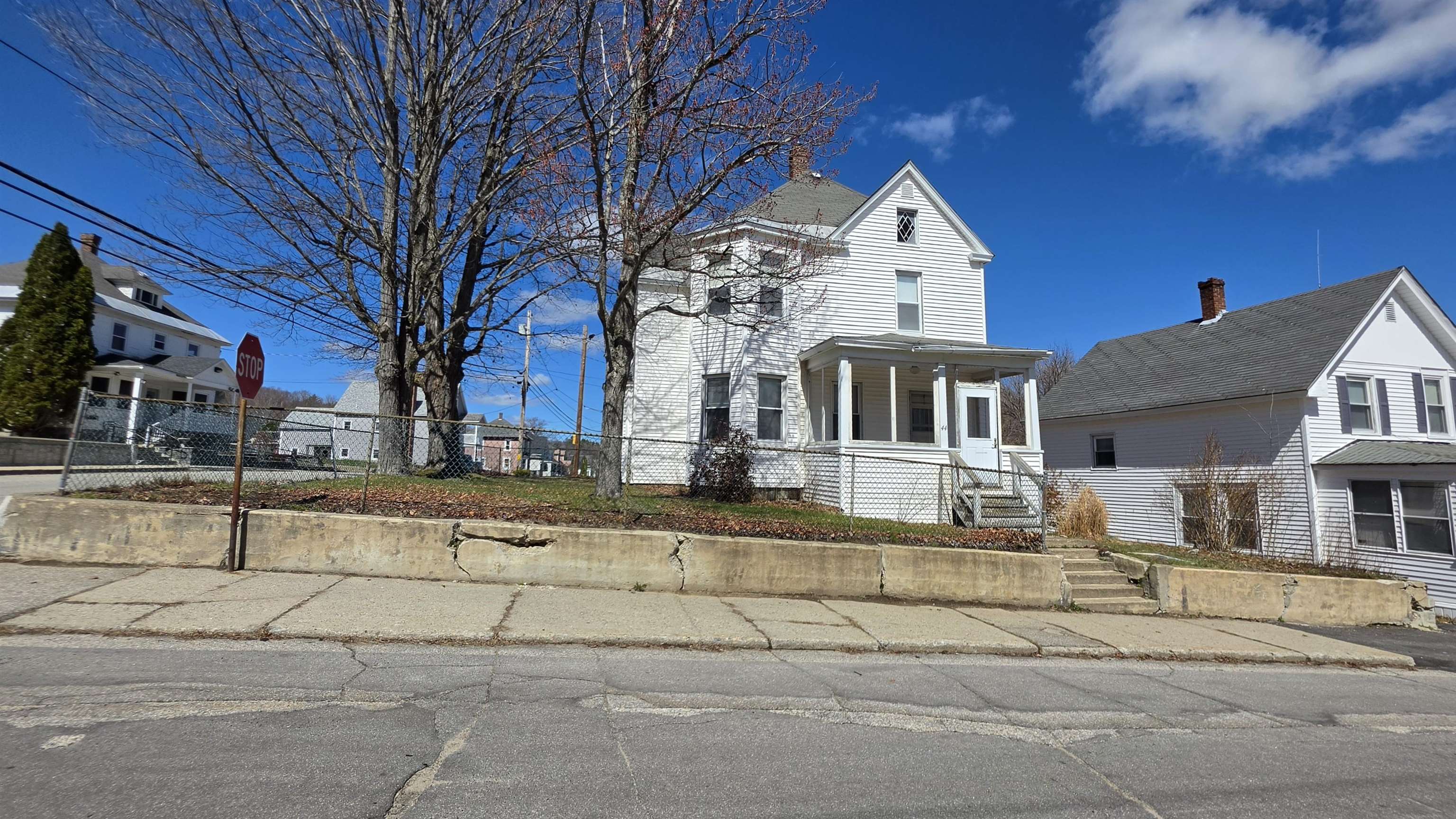 main property photo 6