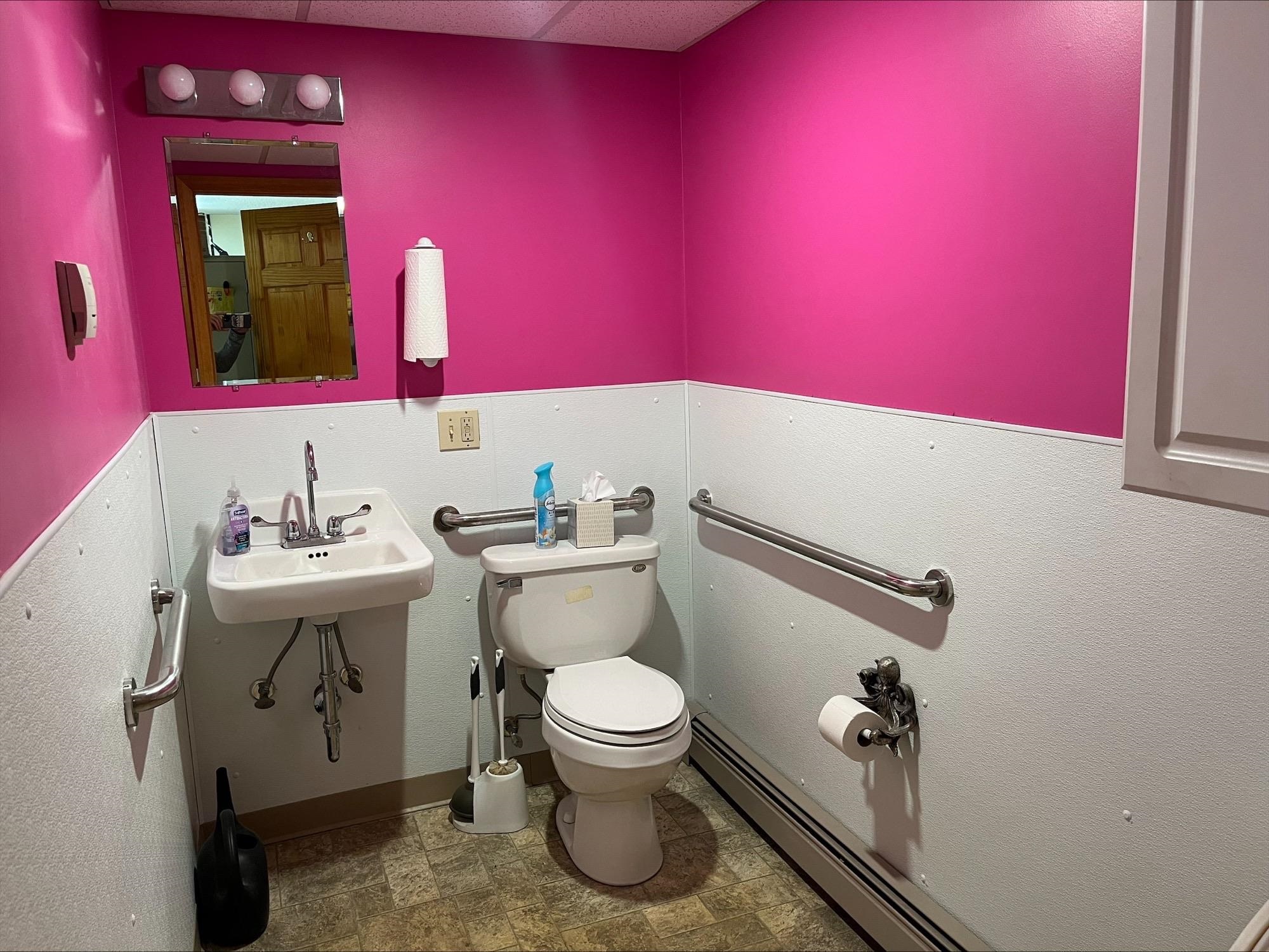main property photo 33