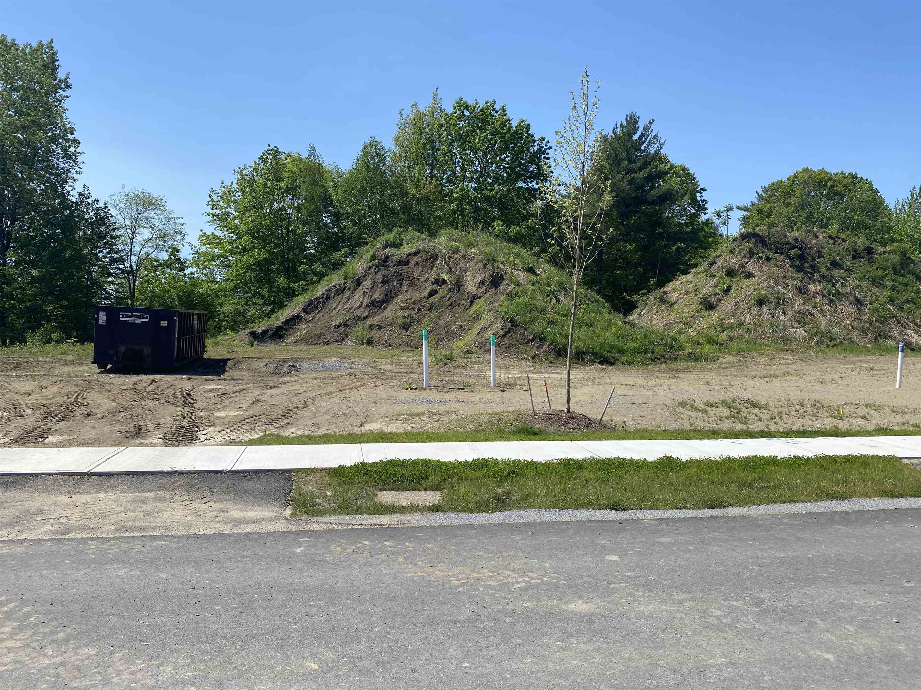 main property photo 45