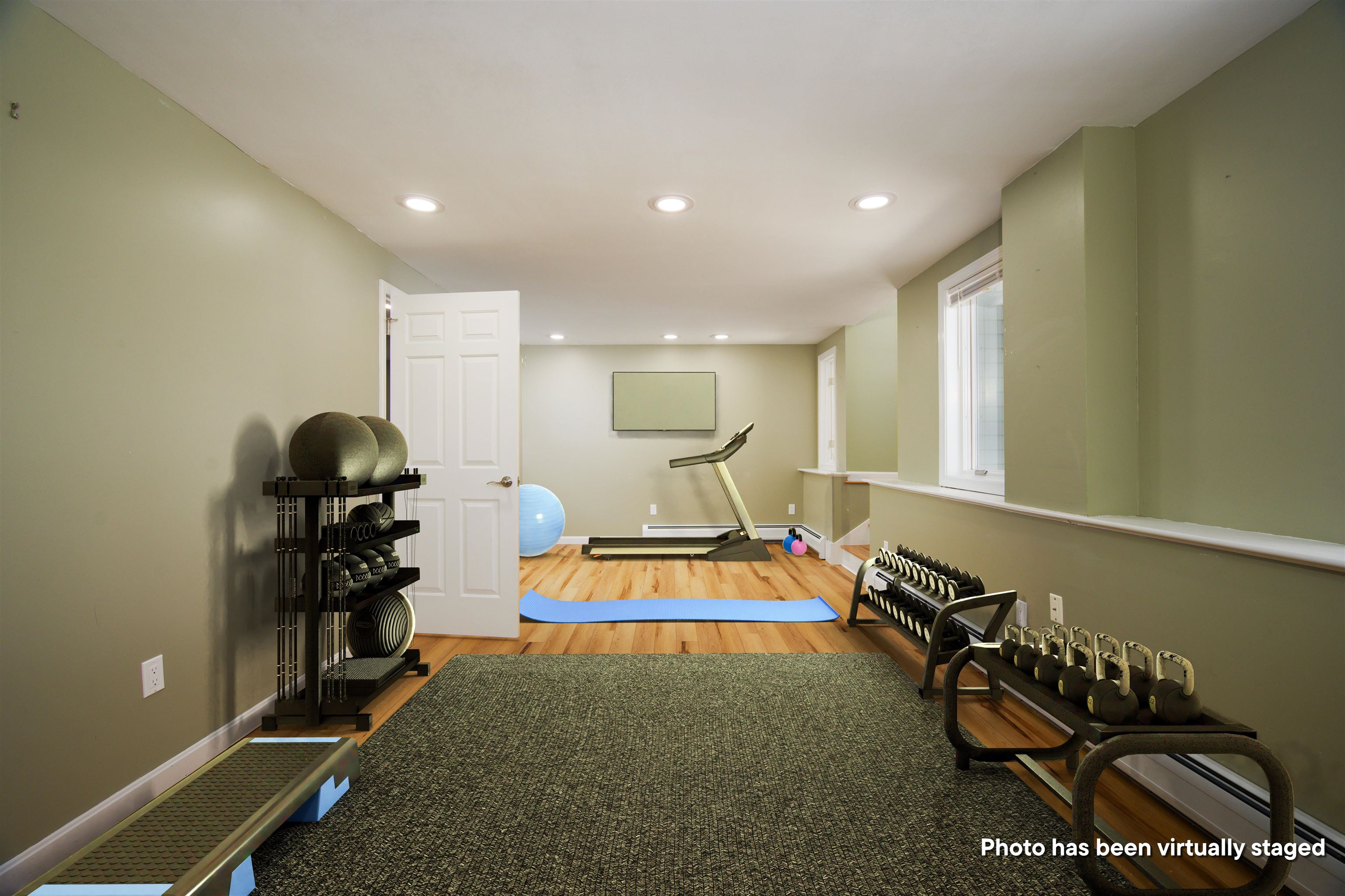 main property photo 44