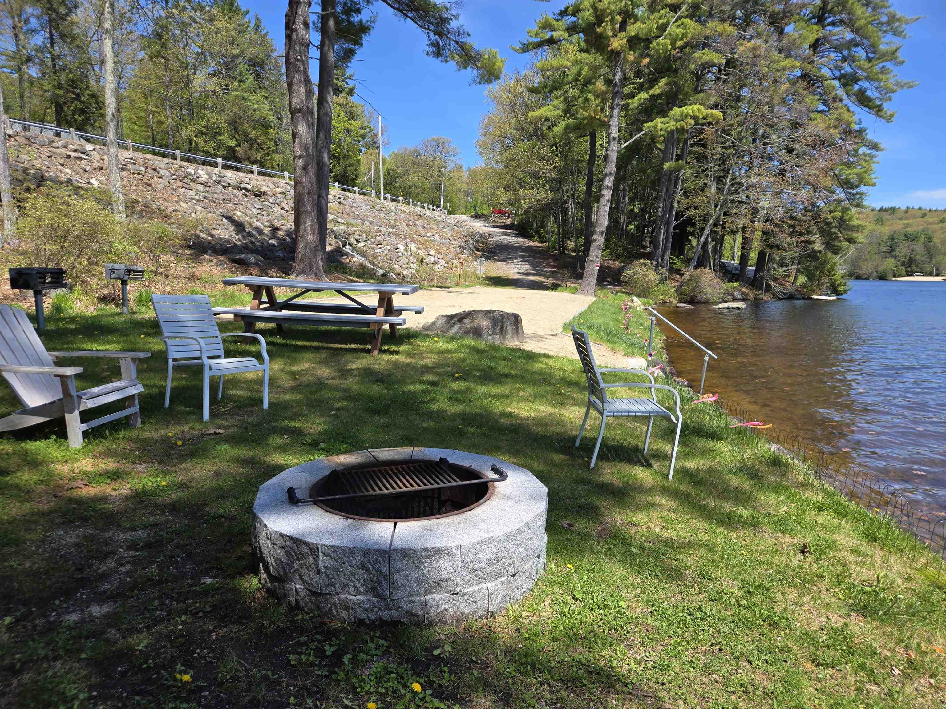 main property photo 19
