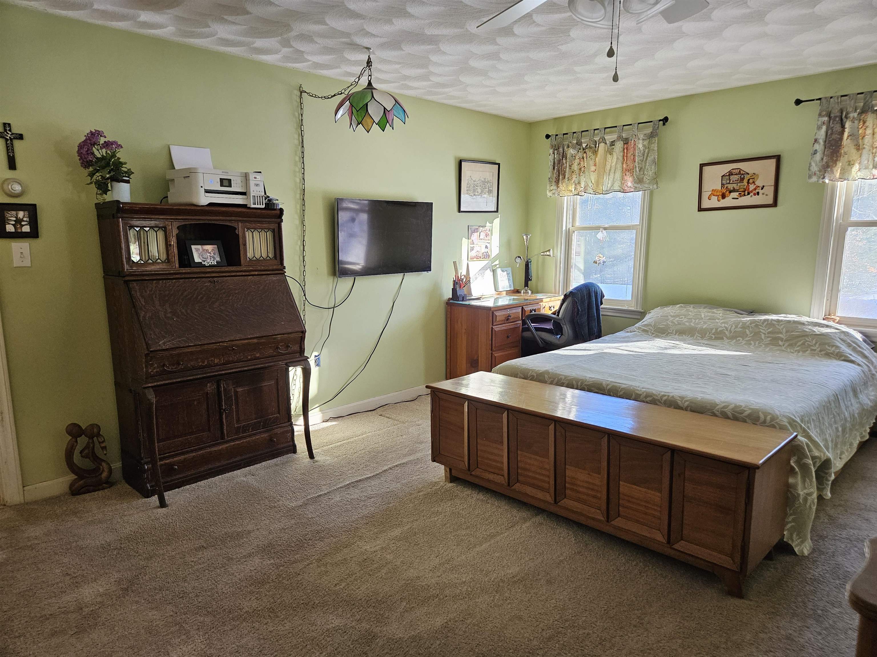 main property photo 17