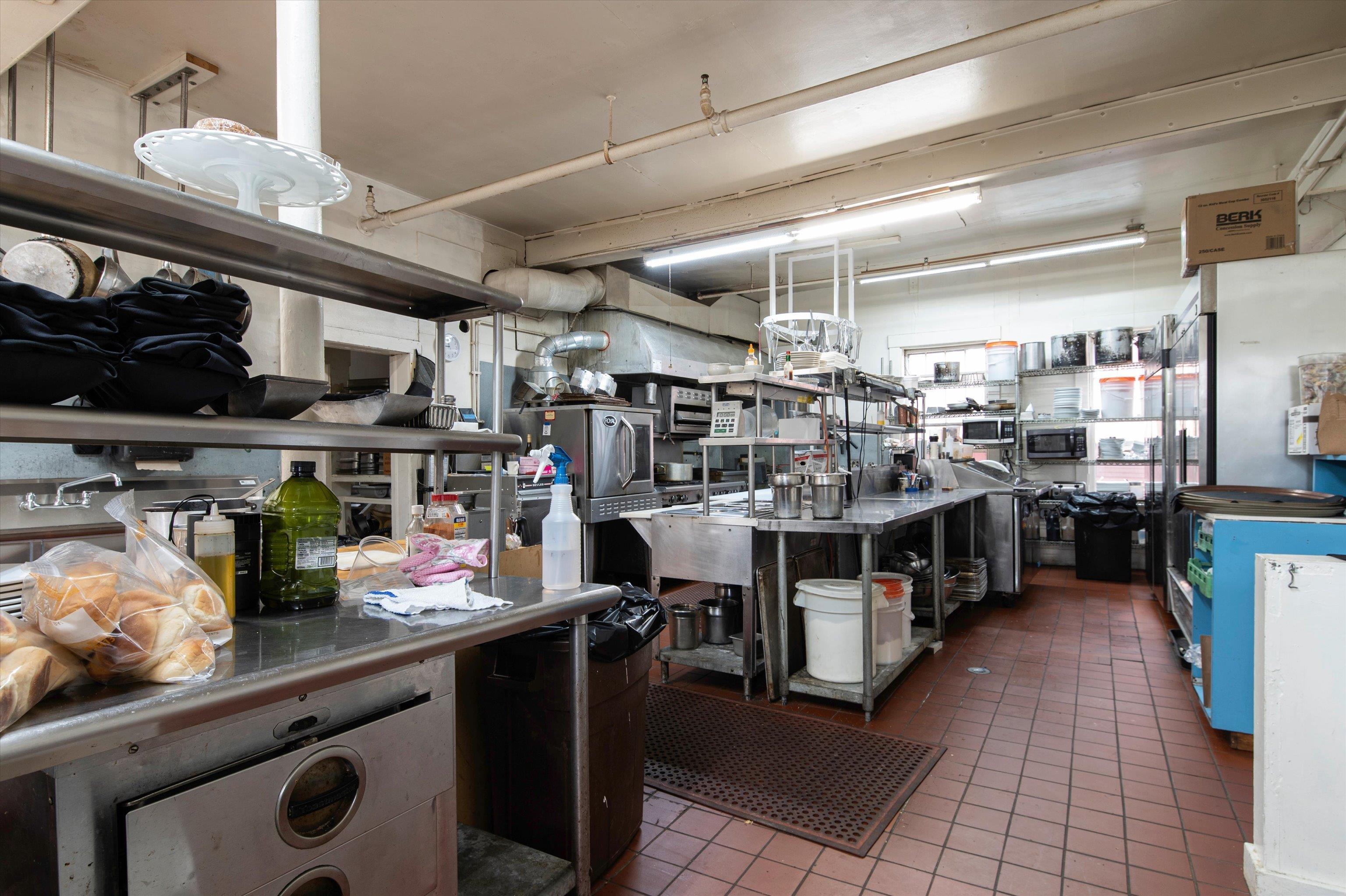 main property photo 50