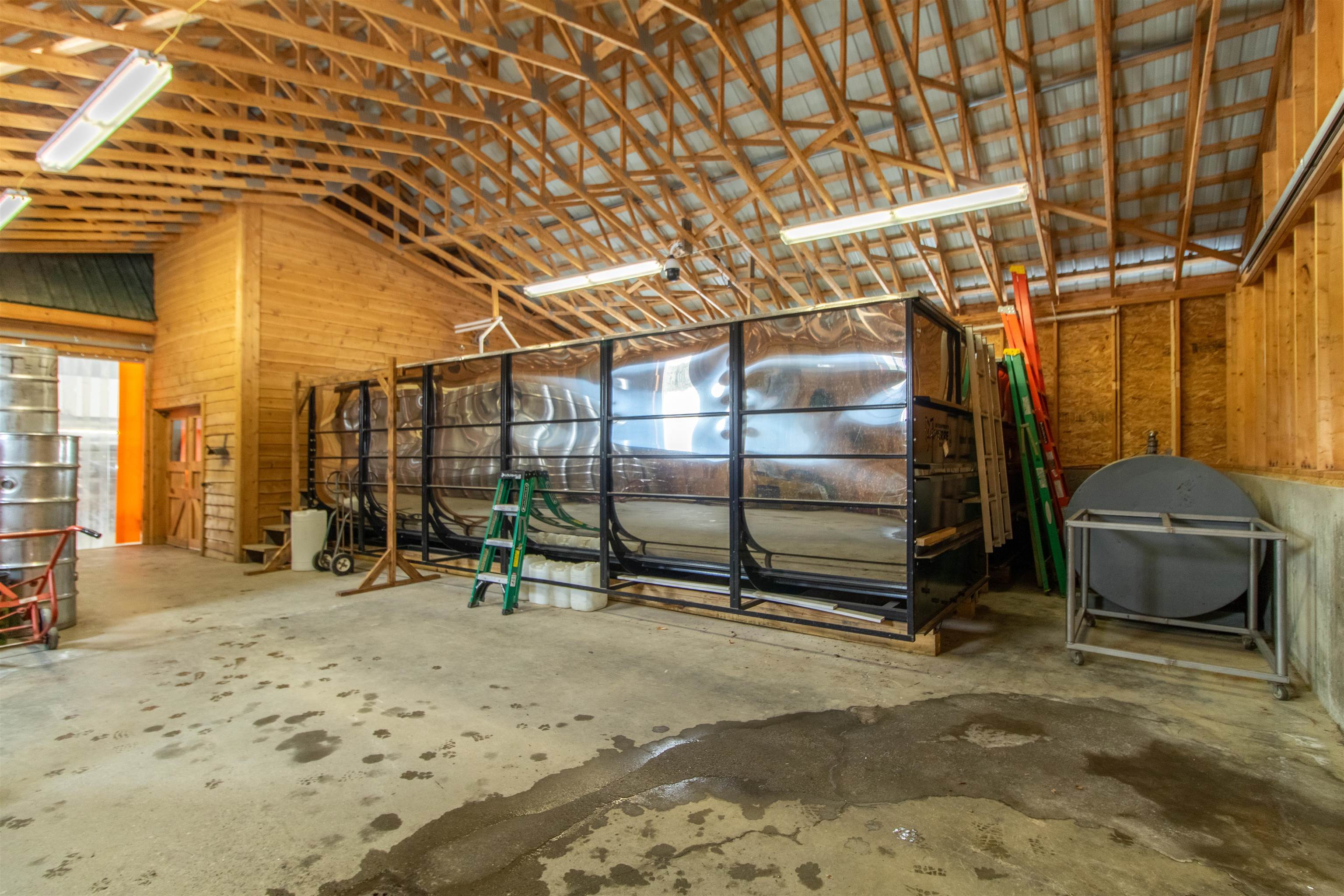 main property photo 50