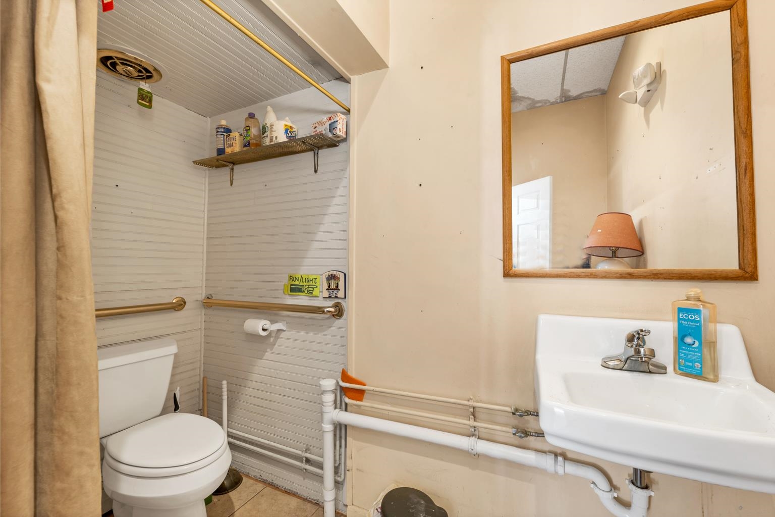 main property photo 12