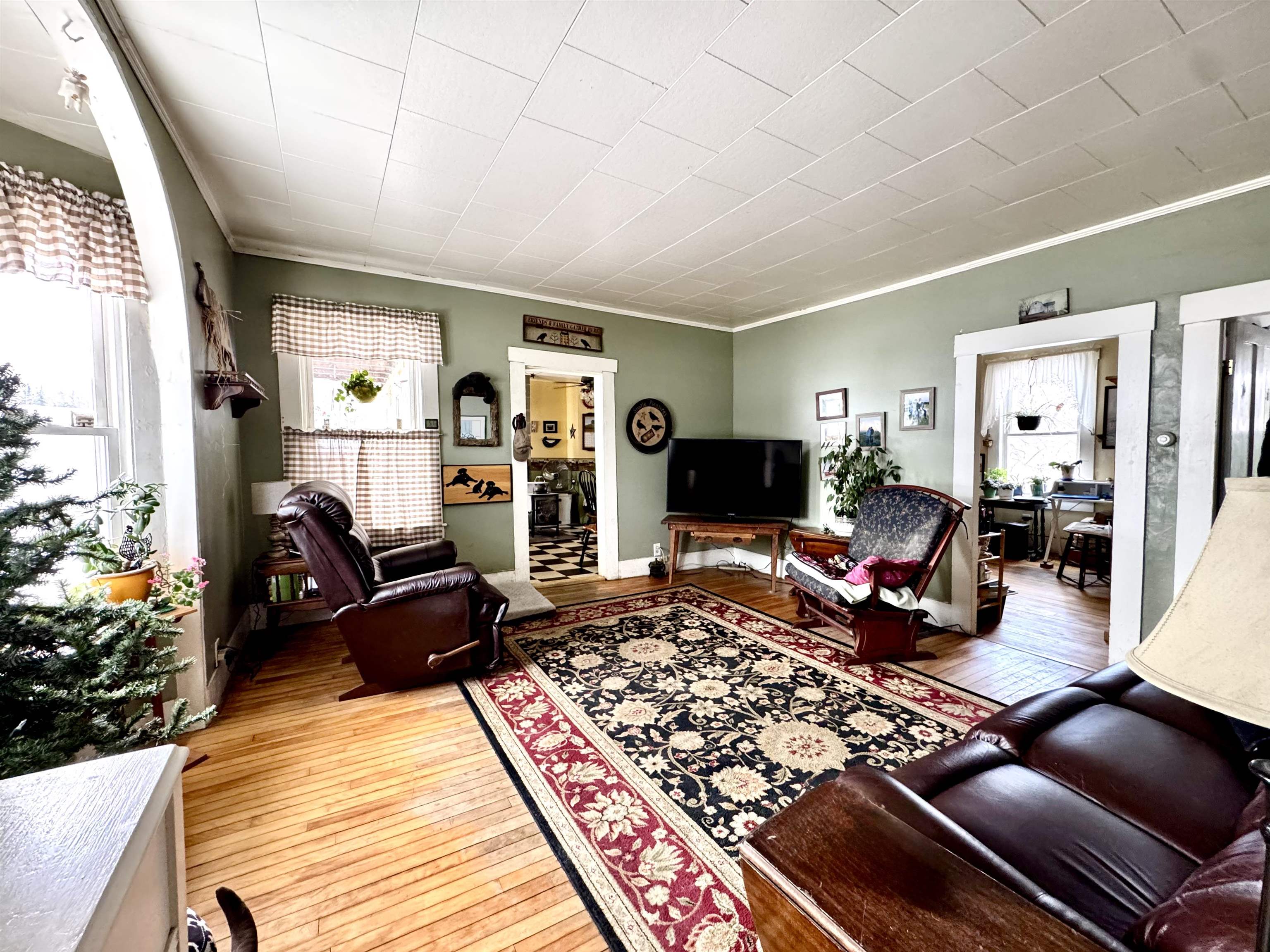 main property photo 13