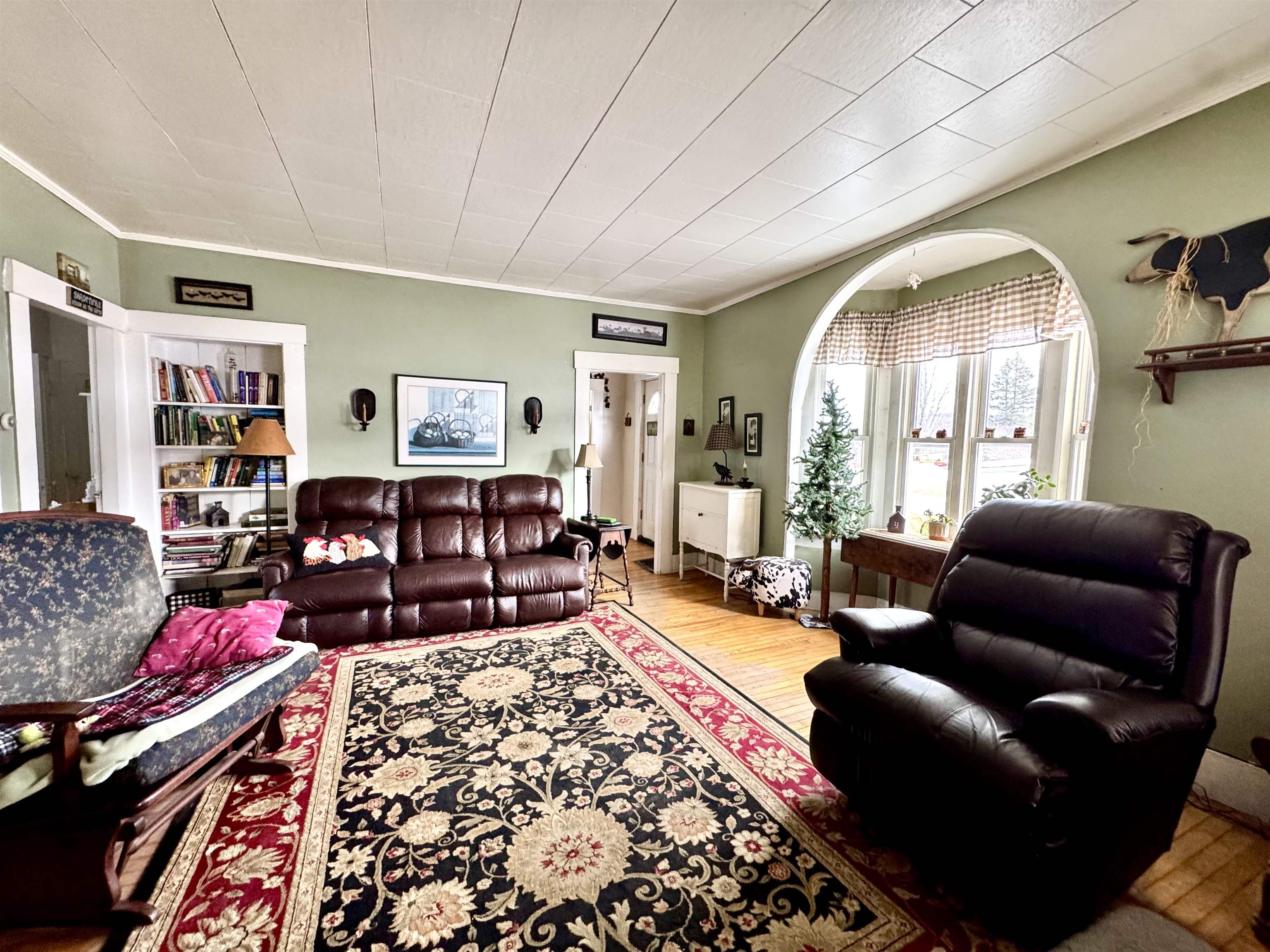main property photo 18