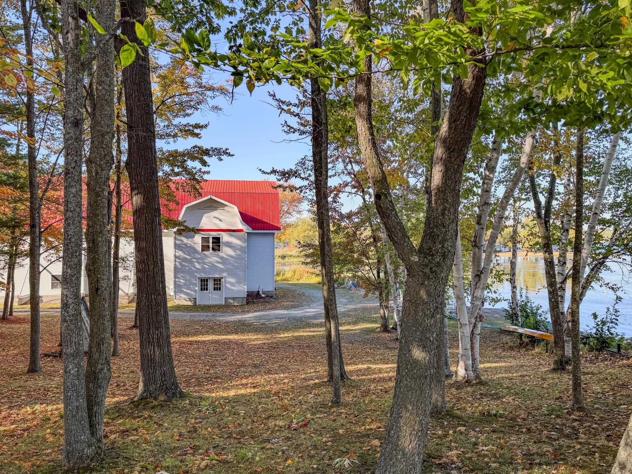 main property photo 47