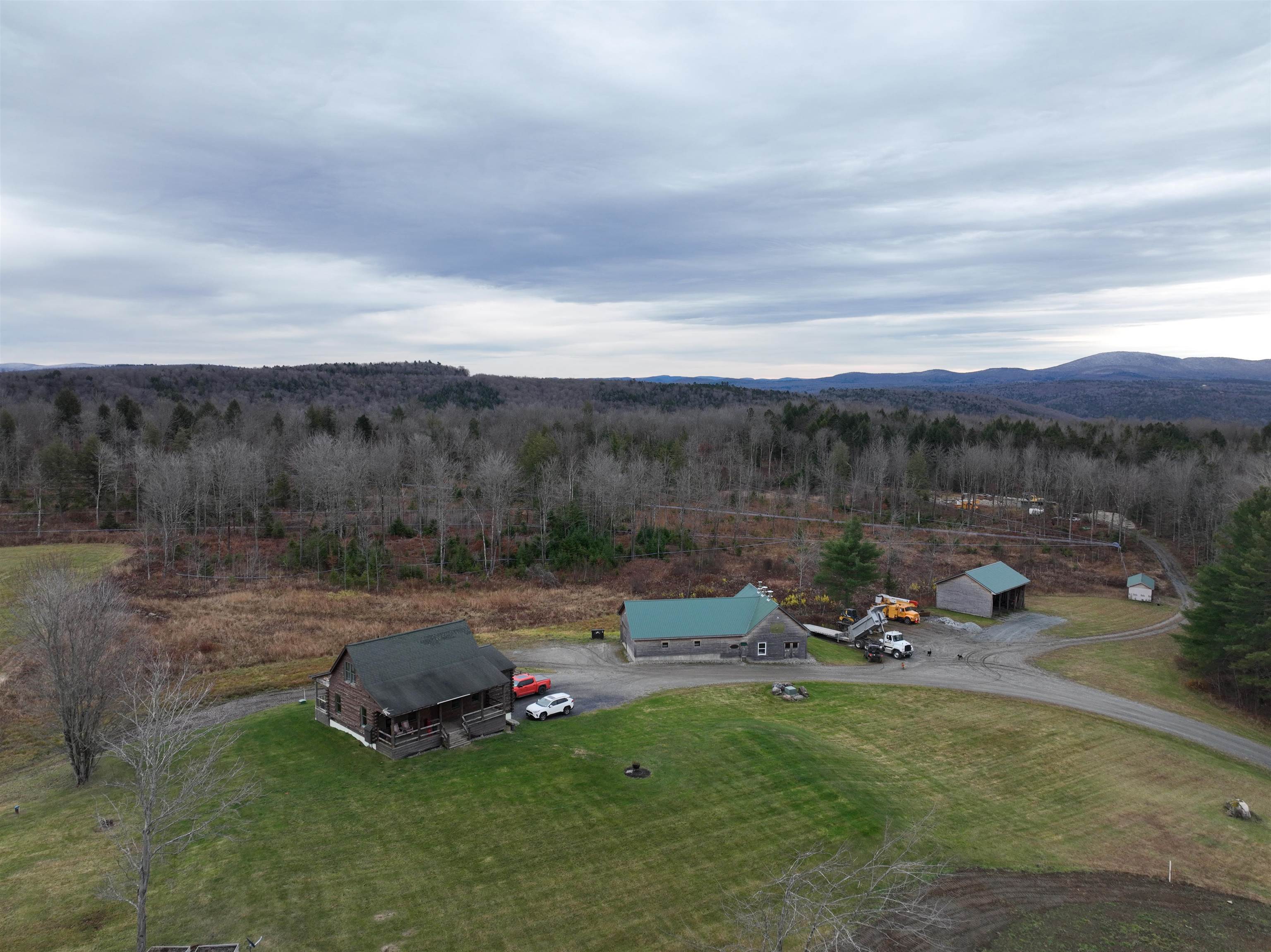 main property photo 9