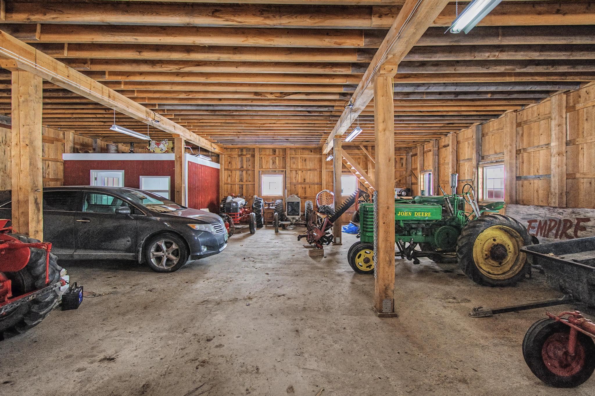 main property photo 31