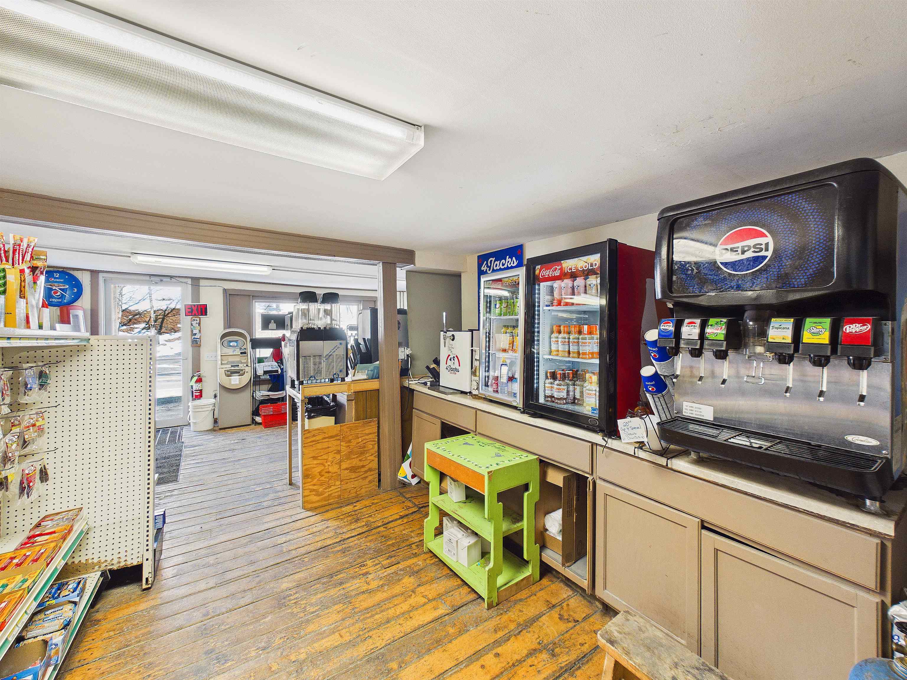 main property photo 29