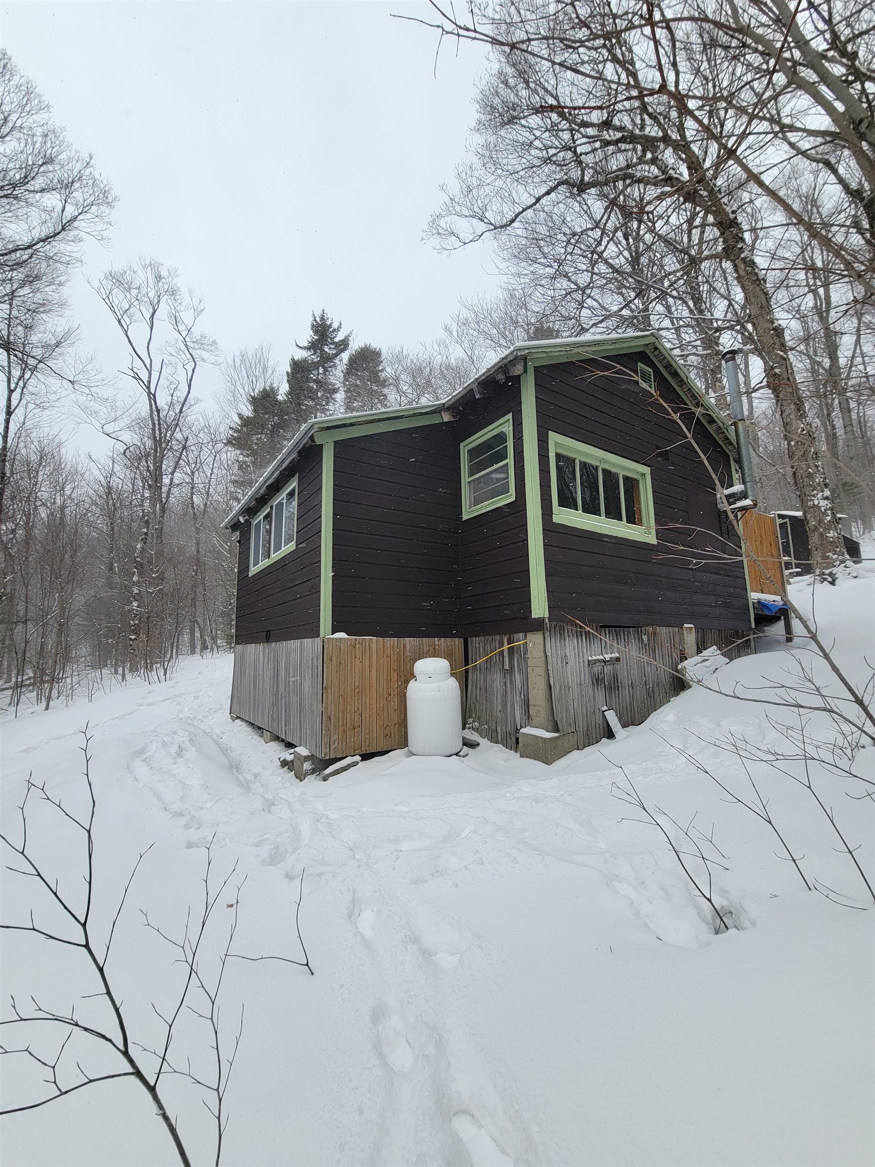 main property photo 44
