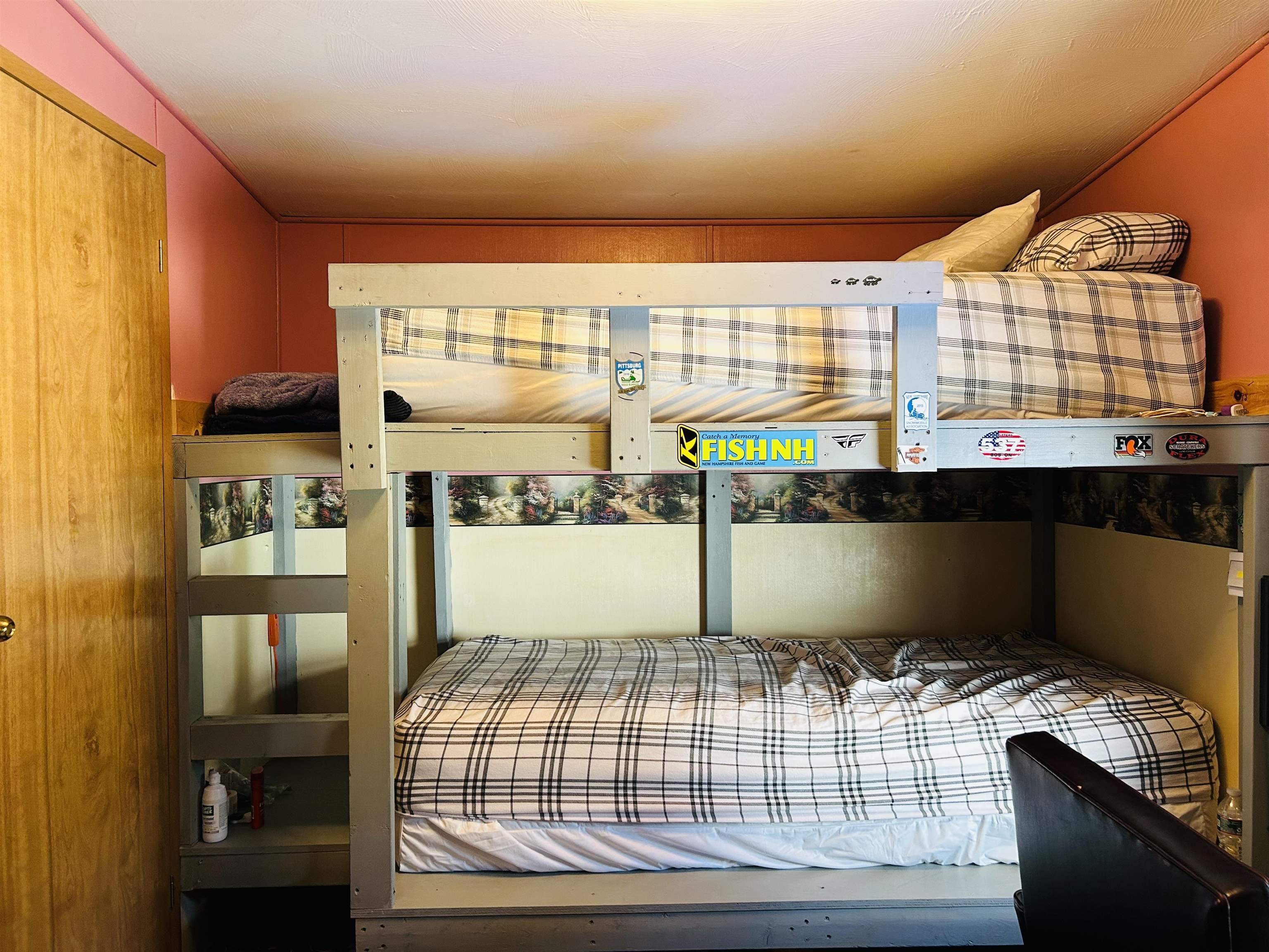 main property photo 40
