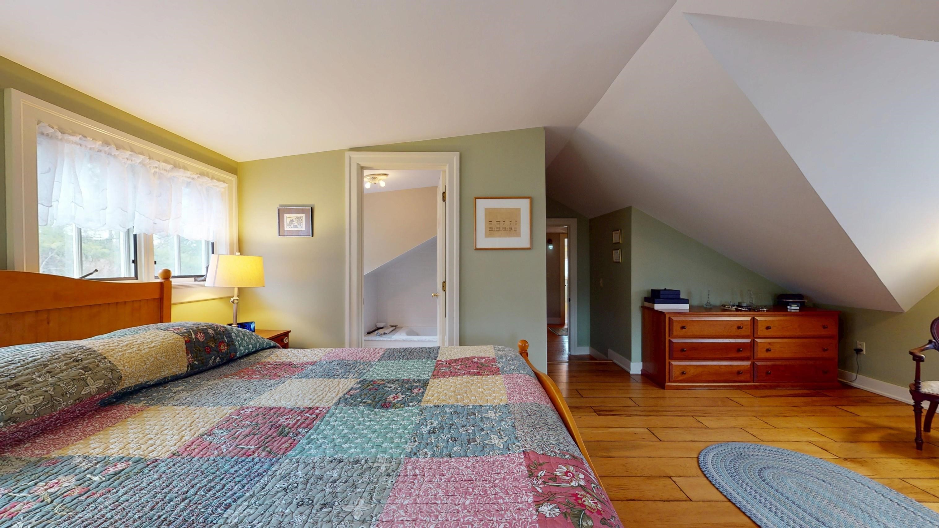 main property photo 40