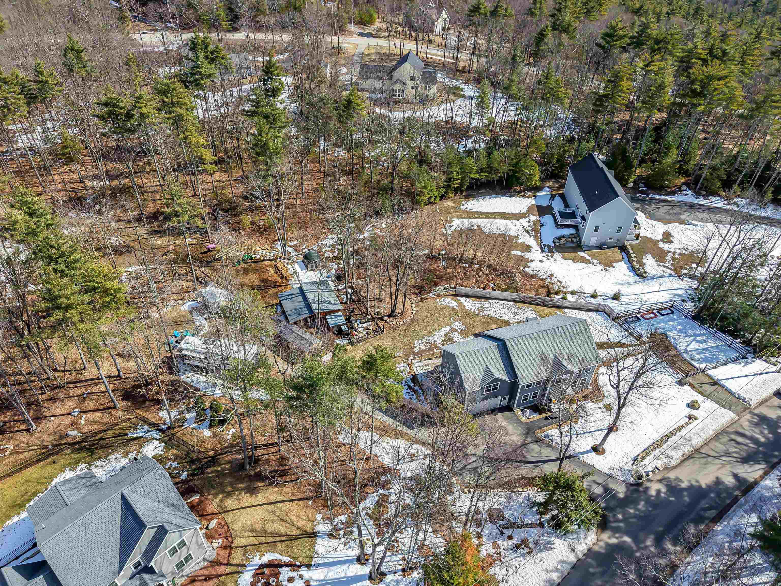 main property photo 50