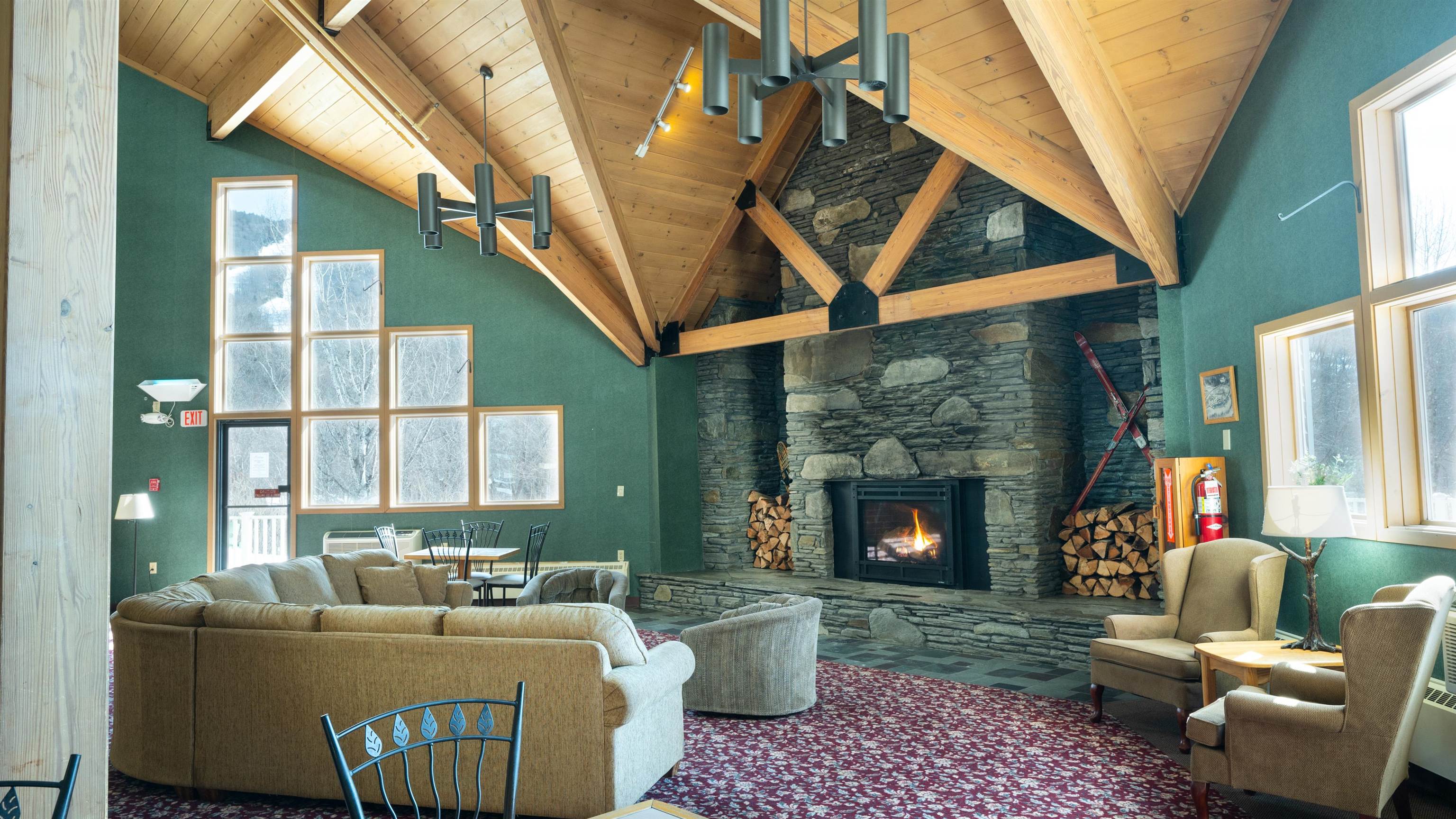 main property photo 19