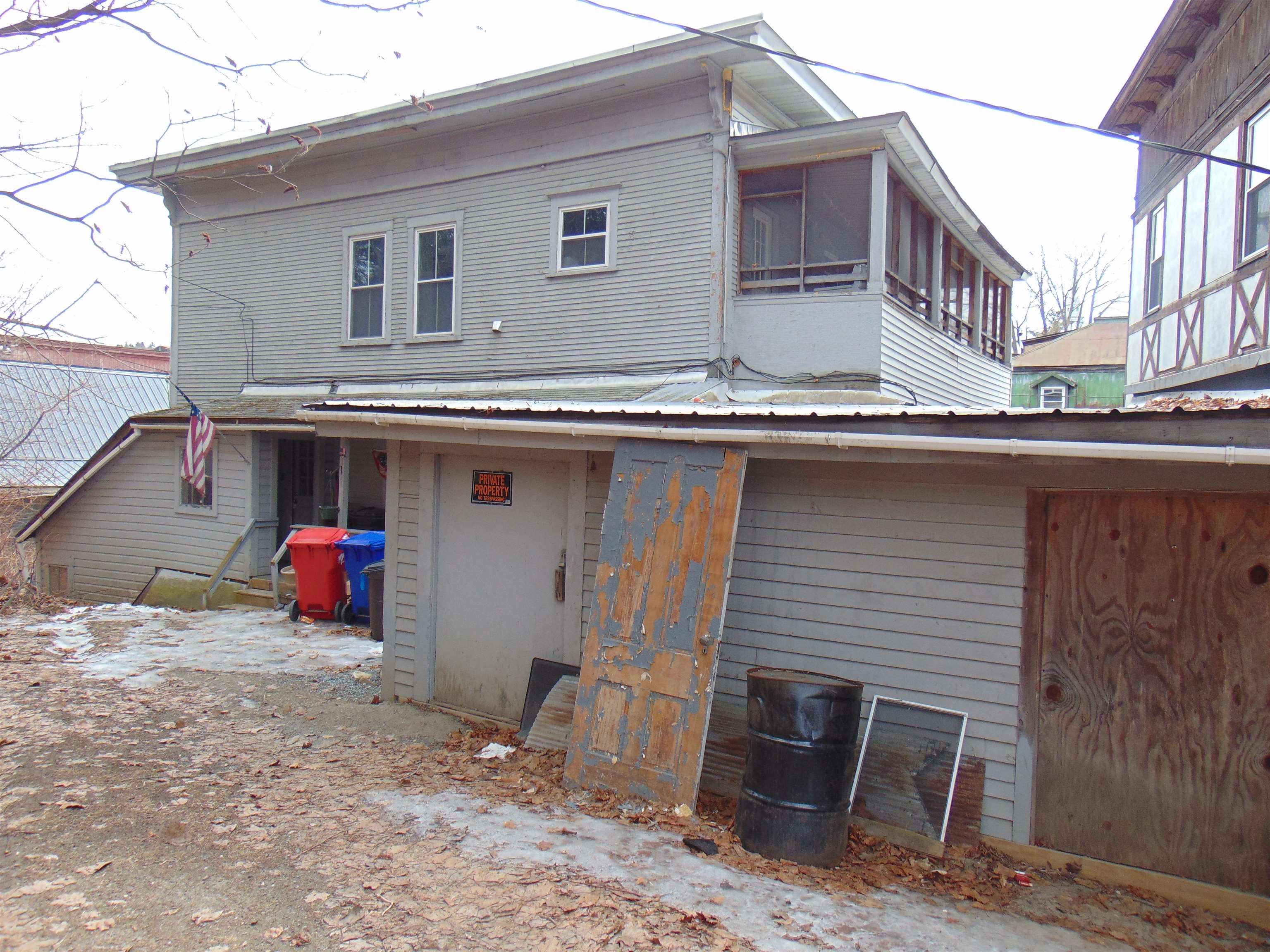 main property photo 12